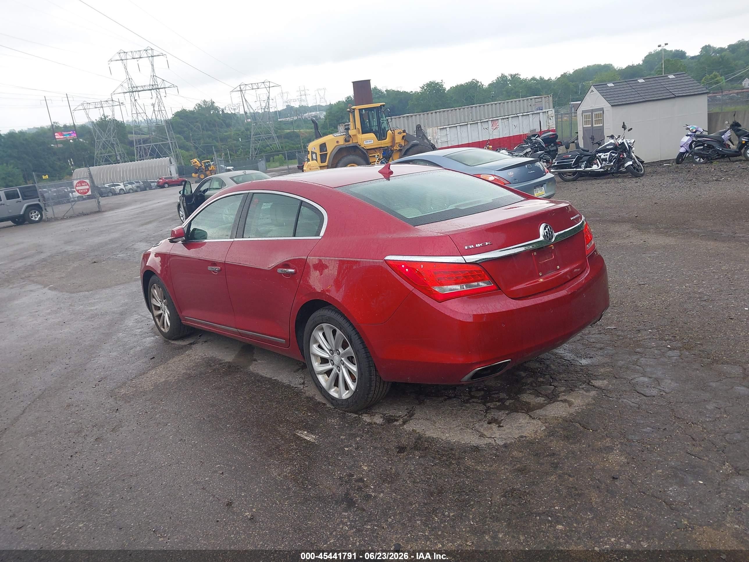 2014 Buick Lacrosse Leather Group Красный vin: 1G4GB5G35EF214780