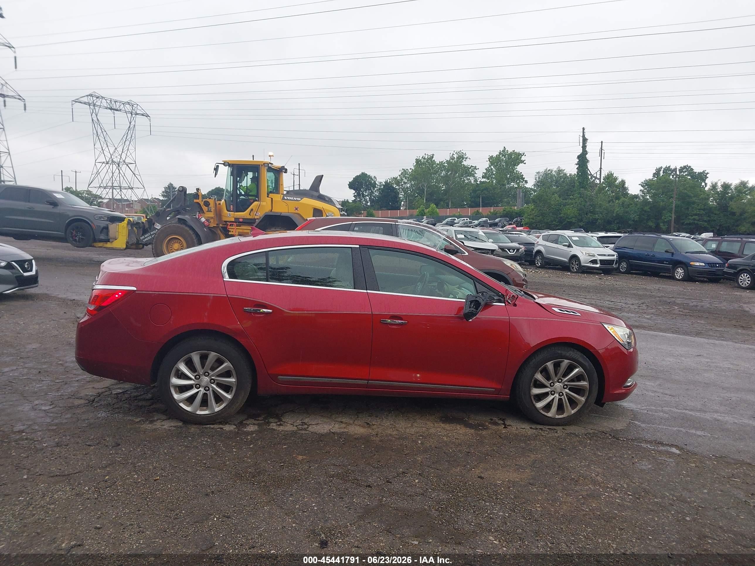 2014 Buick Lacrosse Leather Group Красный vin: 1G4GB5G35EF214780