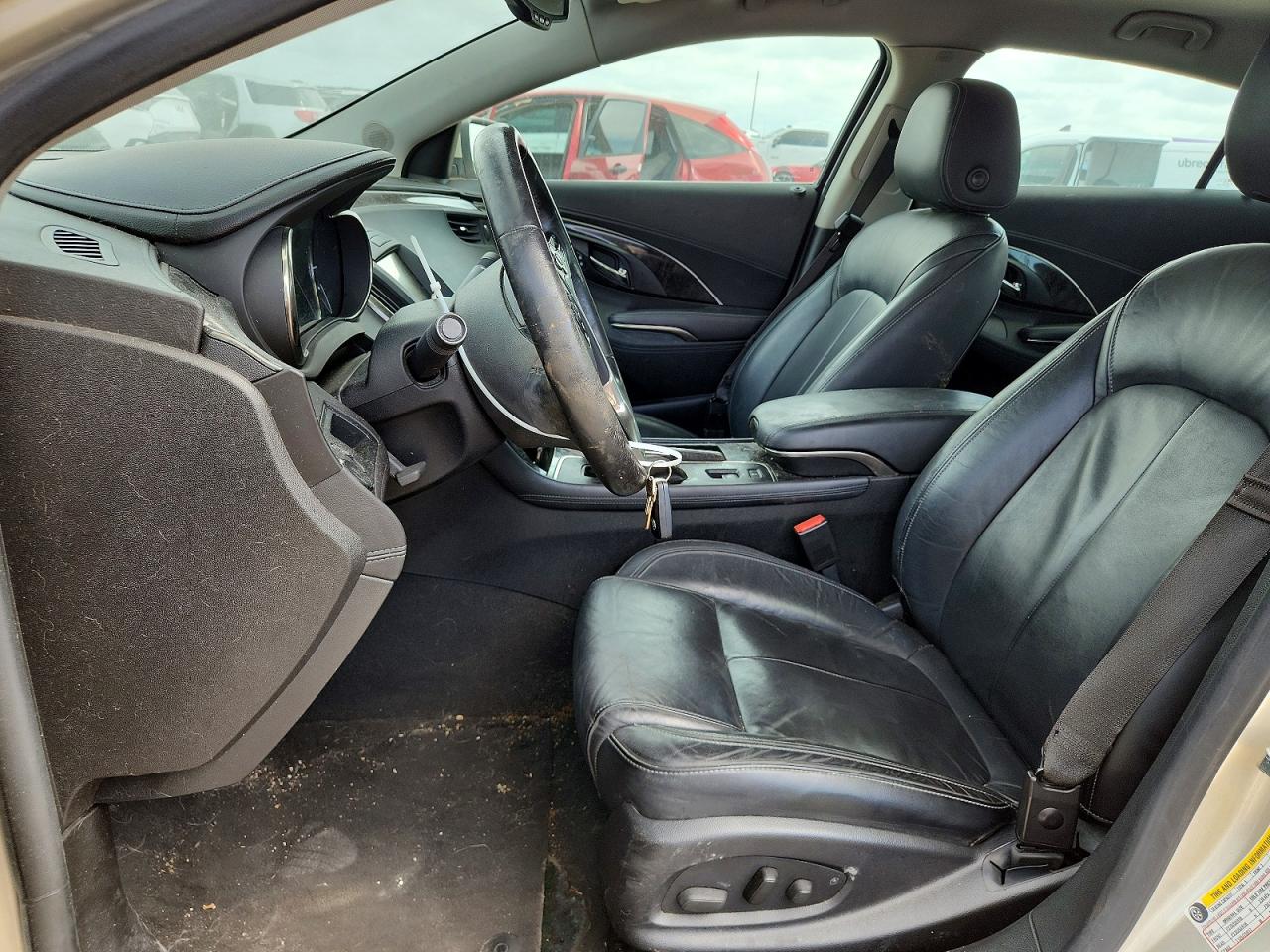 2015 Buick Lacrosse Tan vin: 1G4GB5G35FF110565