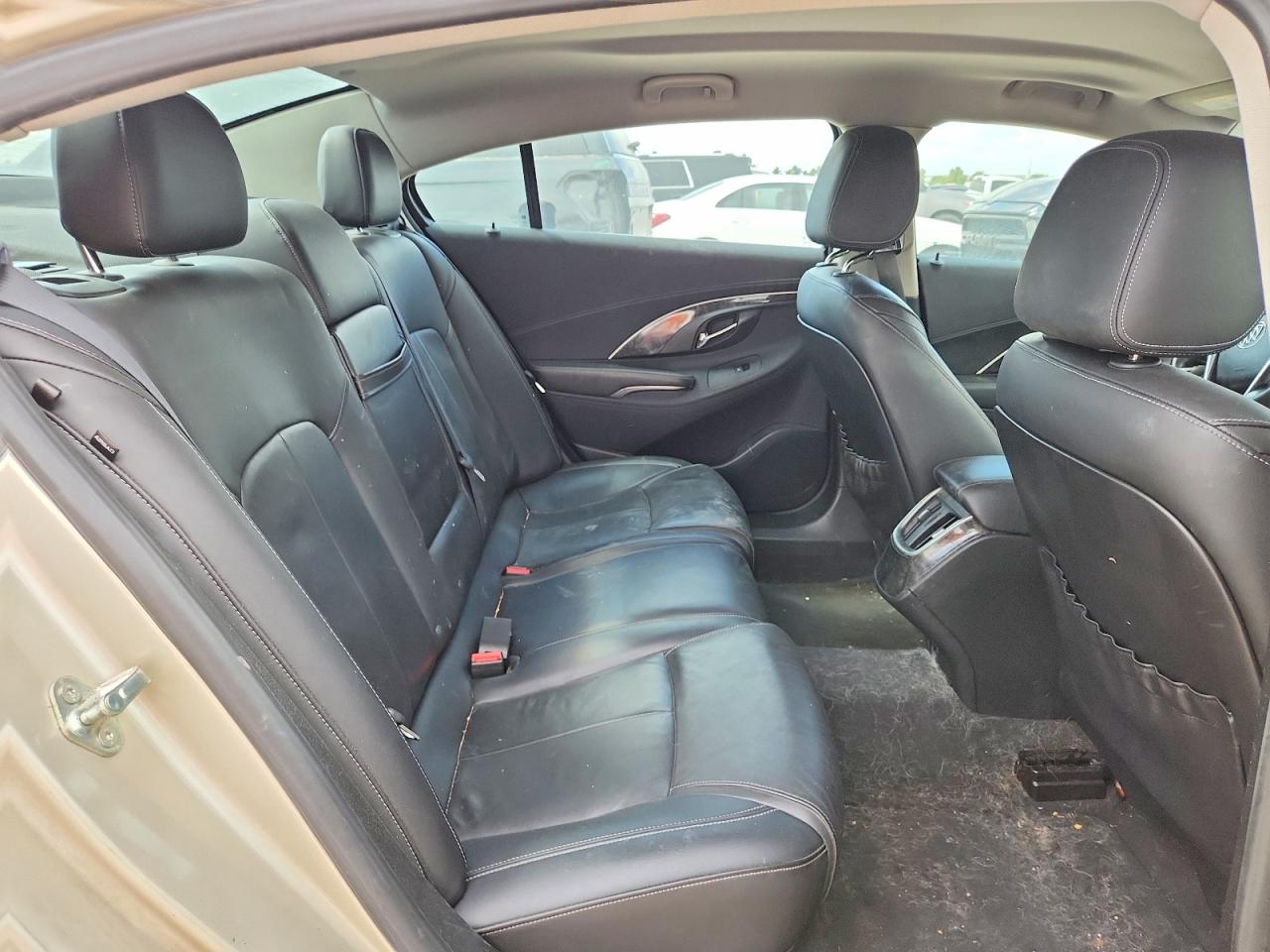 2015 Buick Lacrosse Tan vin: 1G4GB5G35FF110565