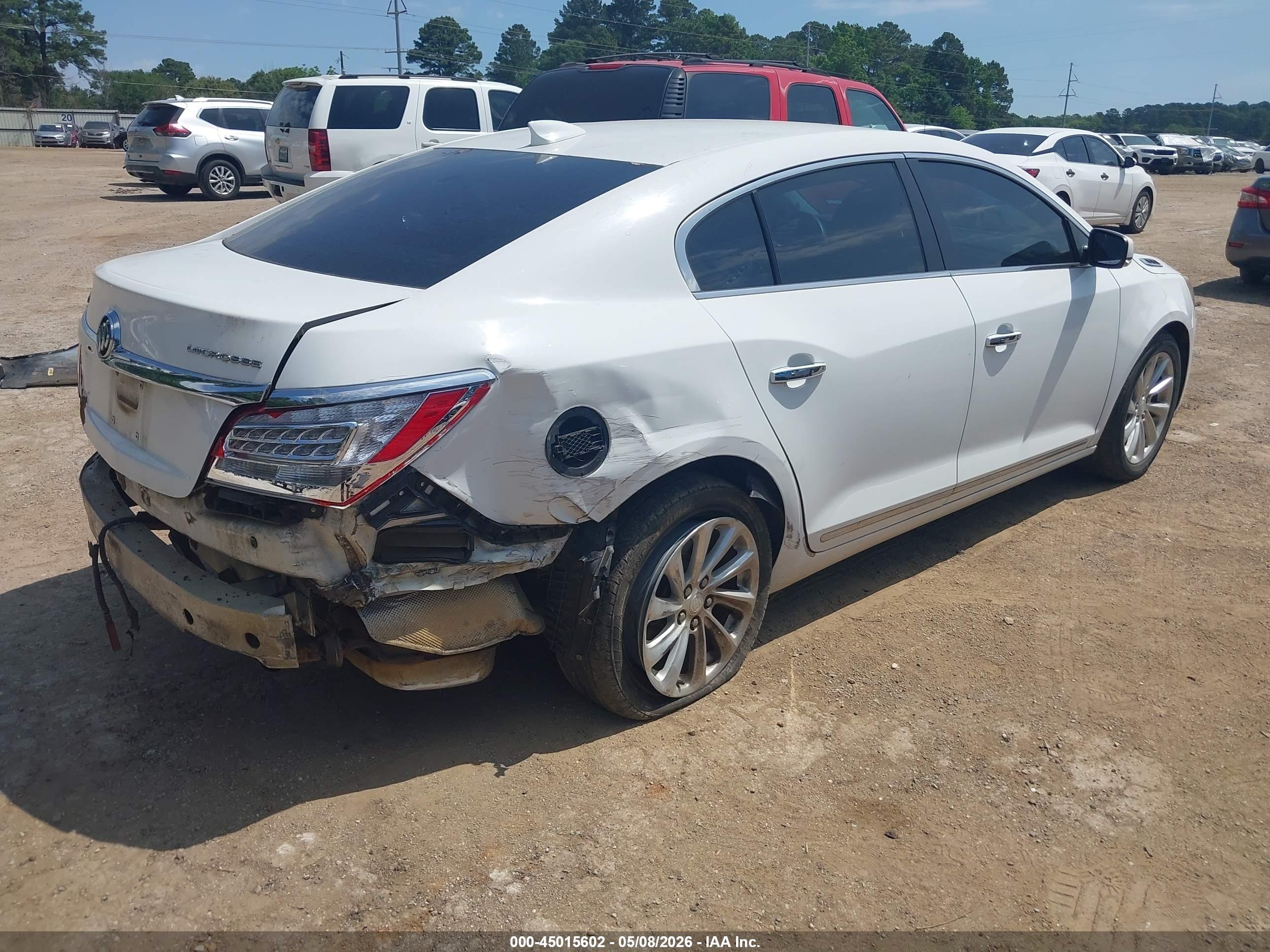 2015 Buick Lacrosse   White vin: 1G4GB5G35FF129097