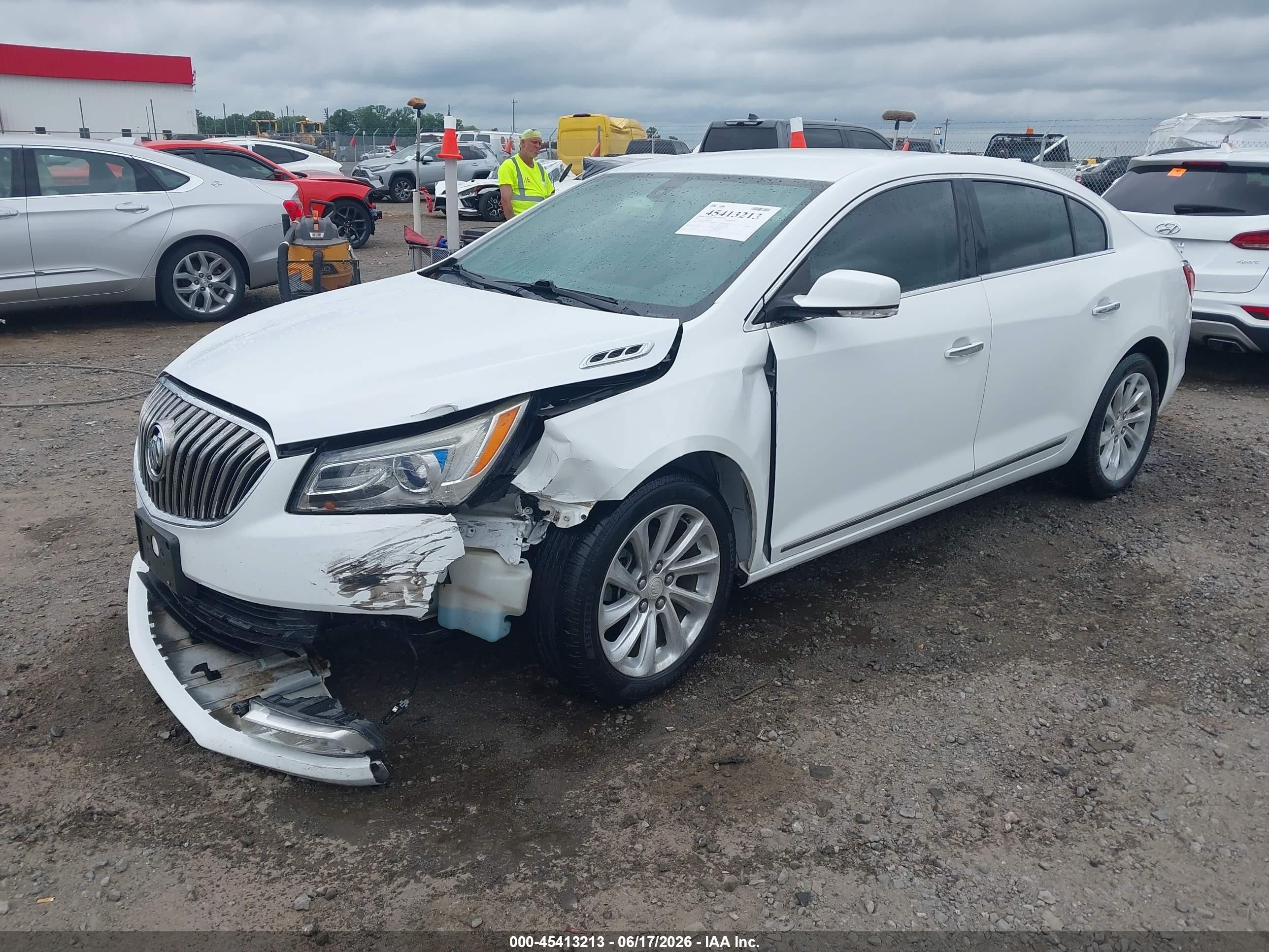 2015 Buick Lacrosse Leather White vin: 1G4GB5G35FF167106