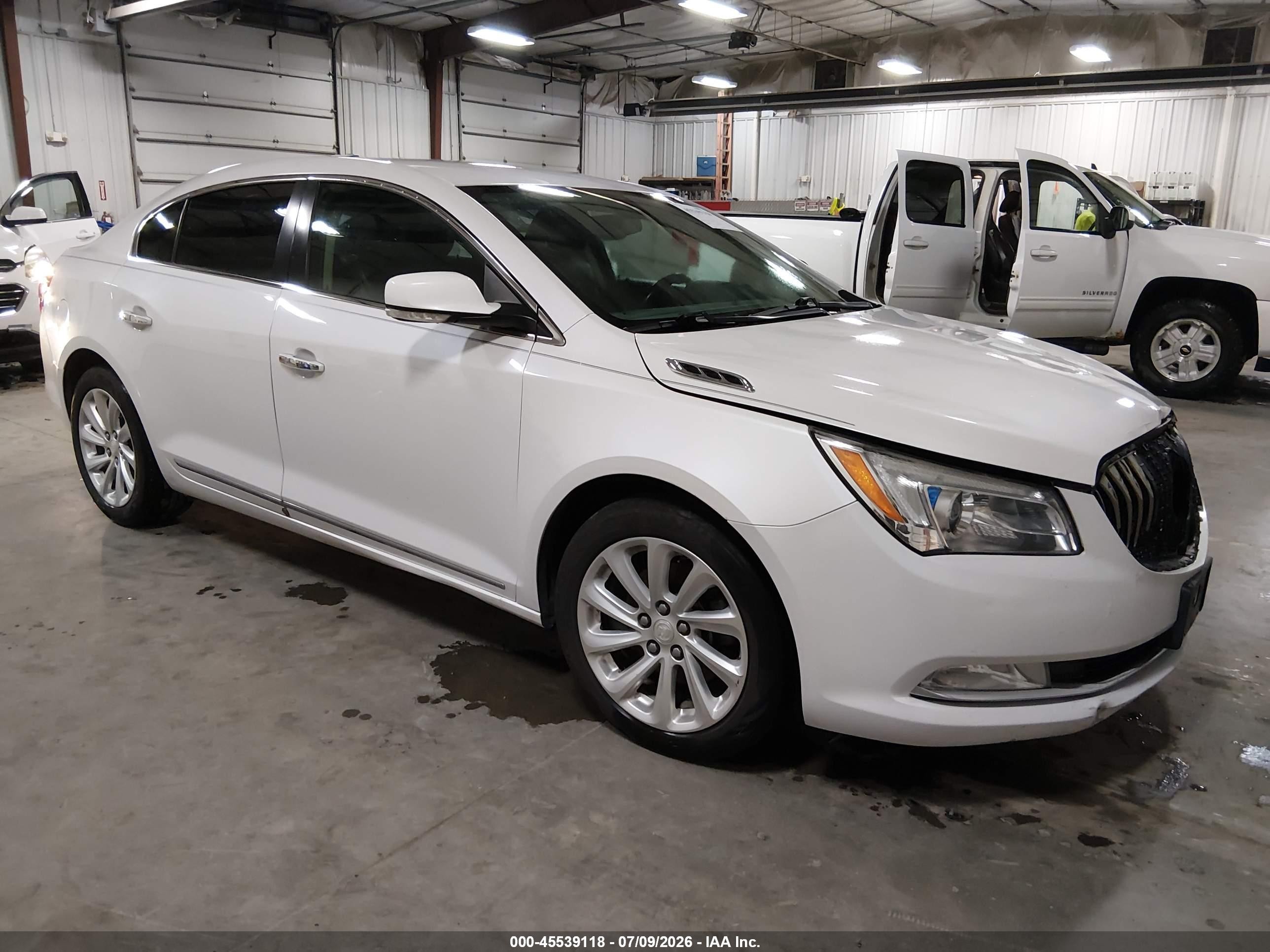 2015 Buick Lacrosse Leather White vin: 1G4GB5G35FF205854