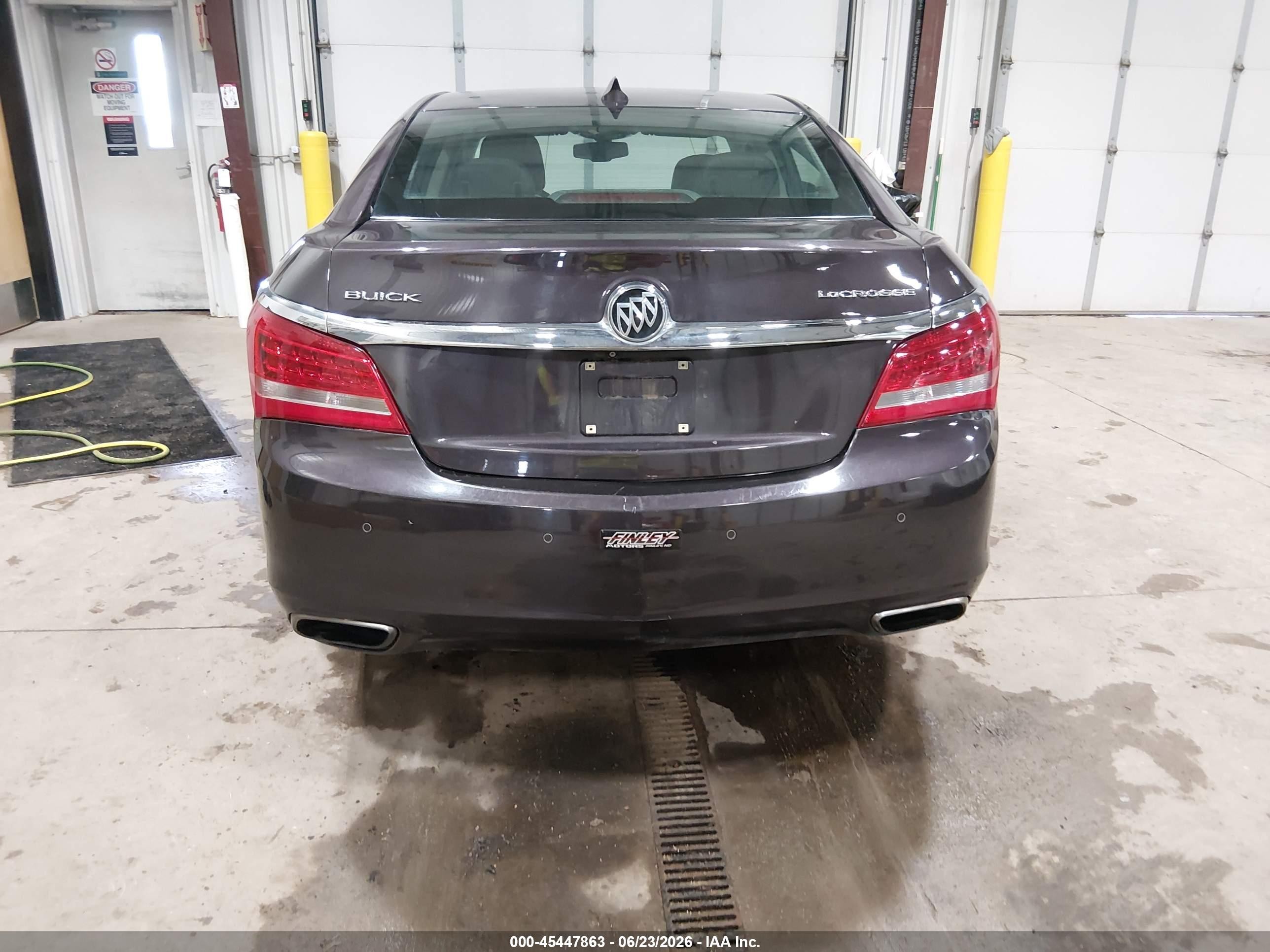 2015 Buick Lacrosse Leather Бордовый vin: 1G4GB5G36FF168961