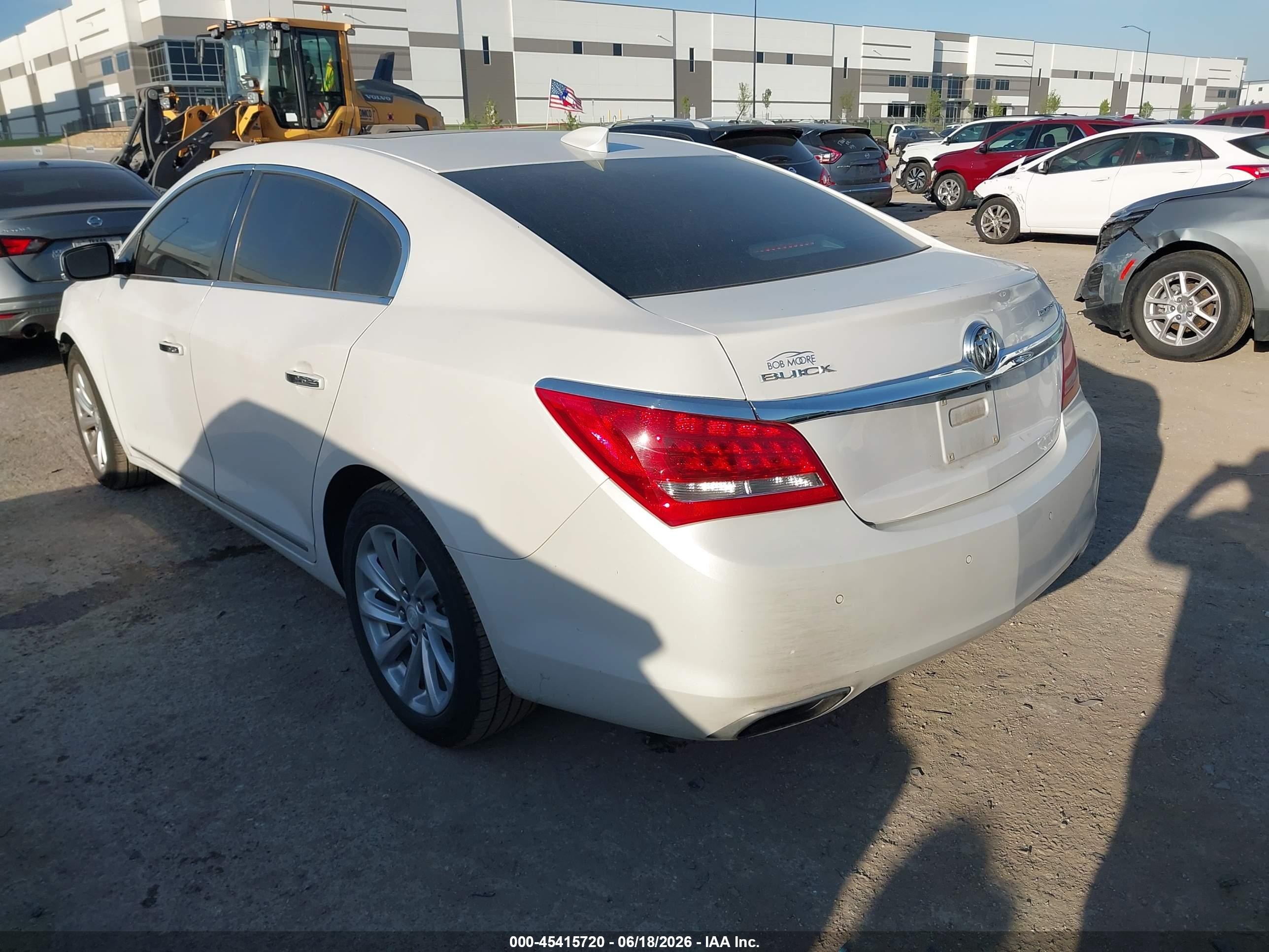 2015 Buick Lacrosse Leather White vin: 1G4GB5G36FF205426