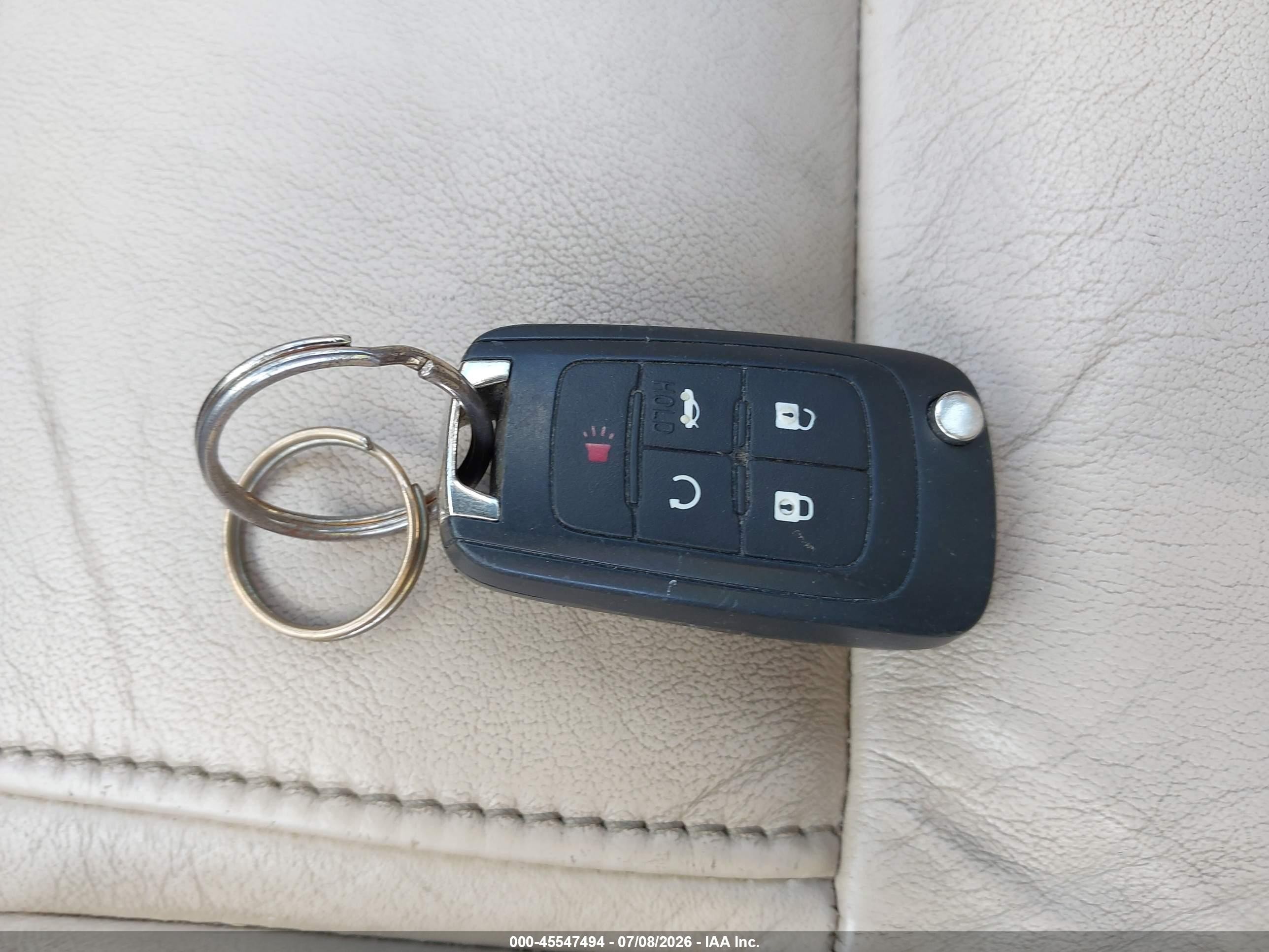 2014 Buick Lacrosse Leather Group Кремовый vin: 1G4GB5G37EF126488
