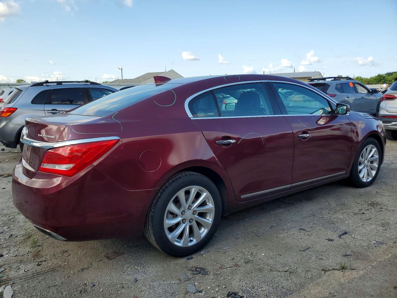 2015 Buick Lacrosse Burgundy vin: 1G4GB5G37FF315580