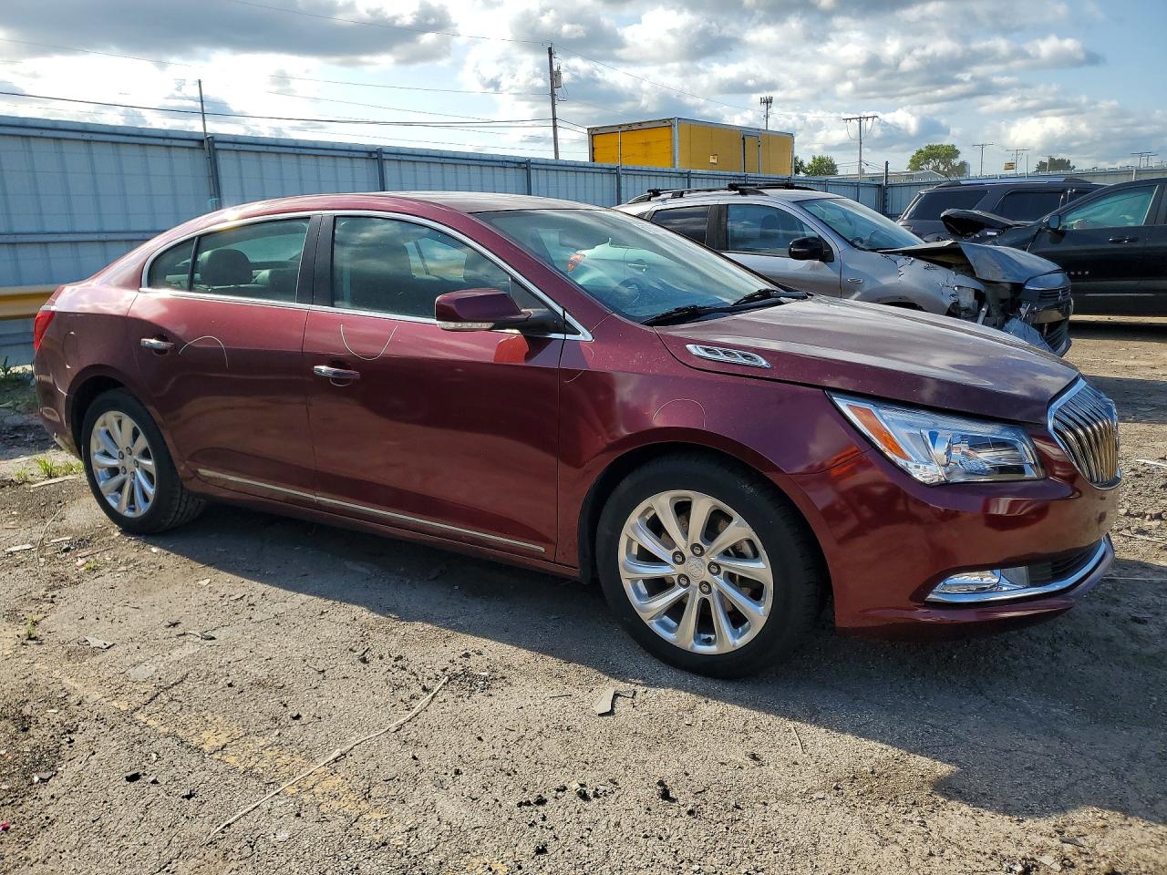2015 Buick Lacrosse Burgundy vin: 1G4GB5G37FF315580