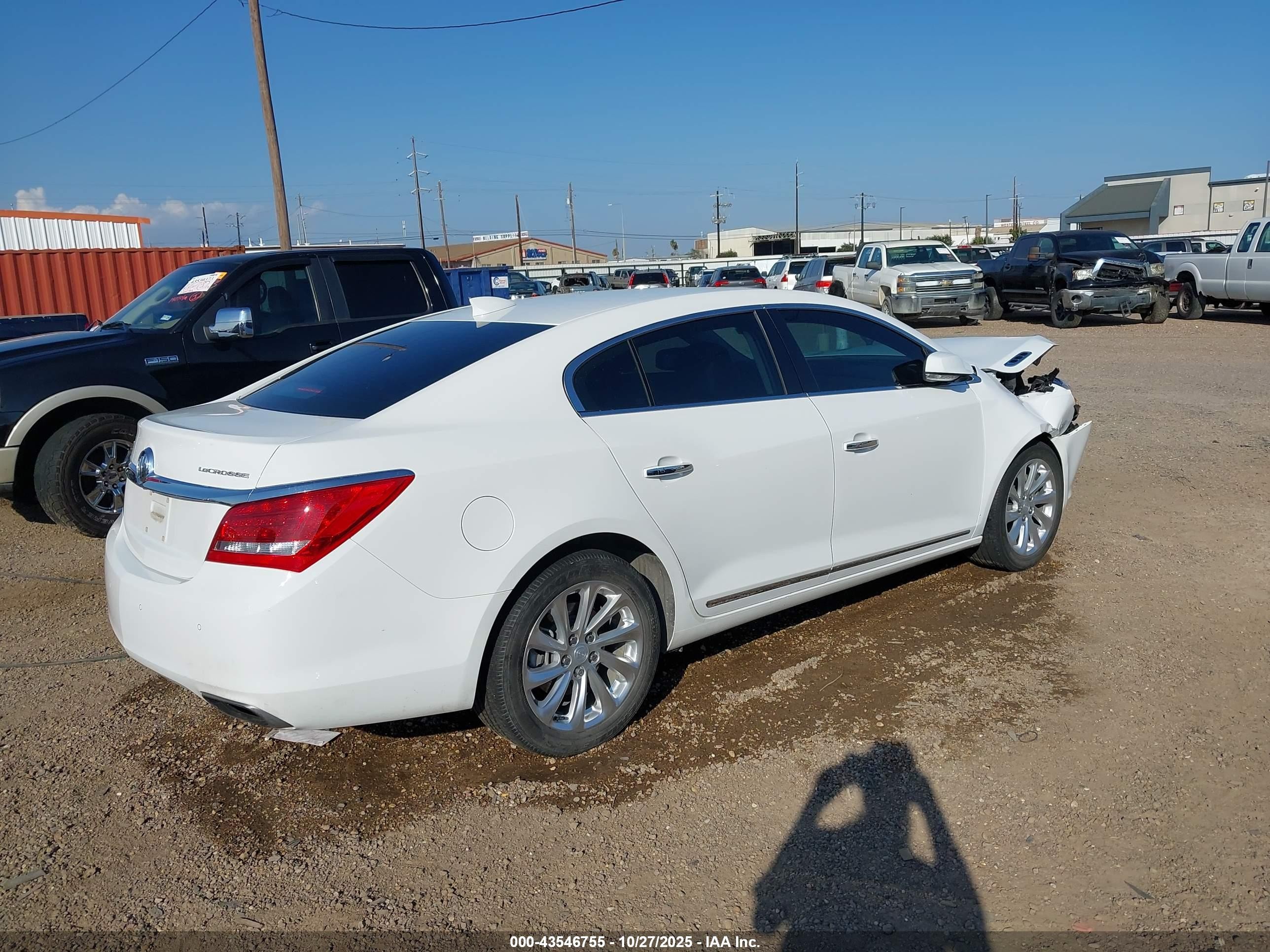 2015 Buick Lacrosse Leather White vin: 1G4GB5G37FF349261