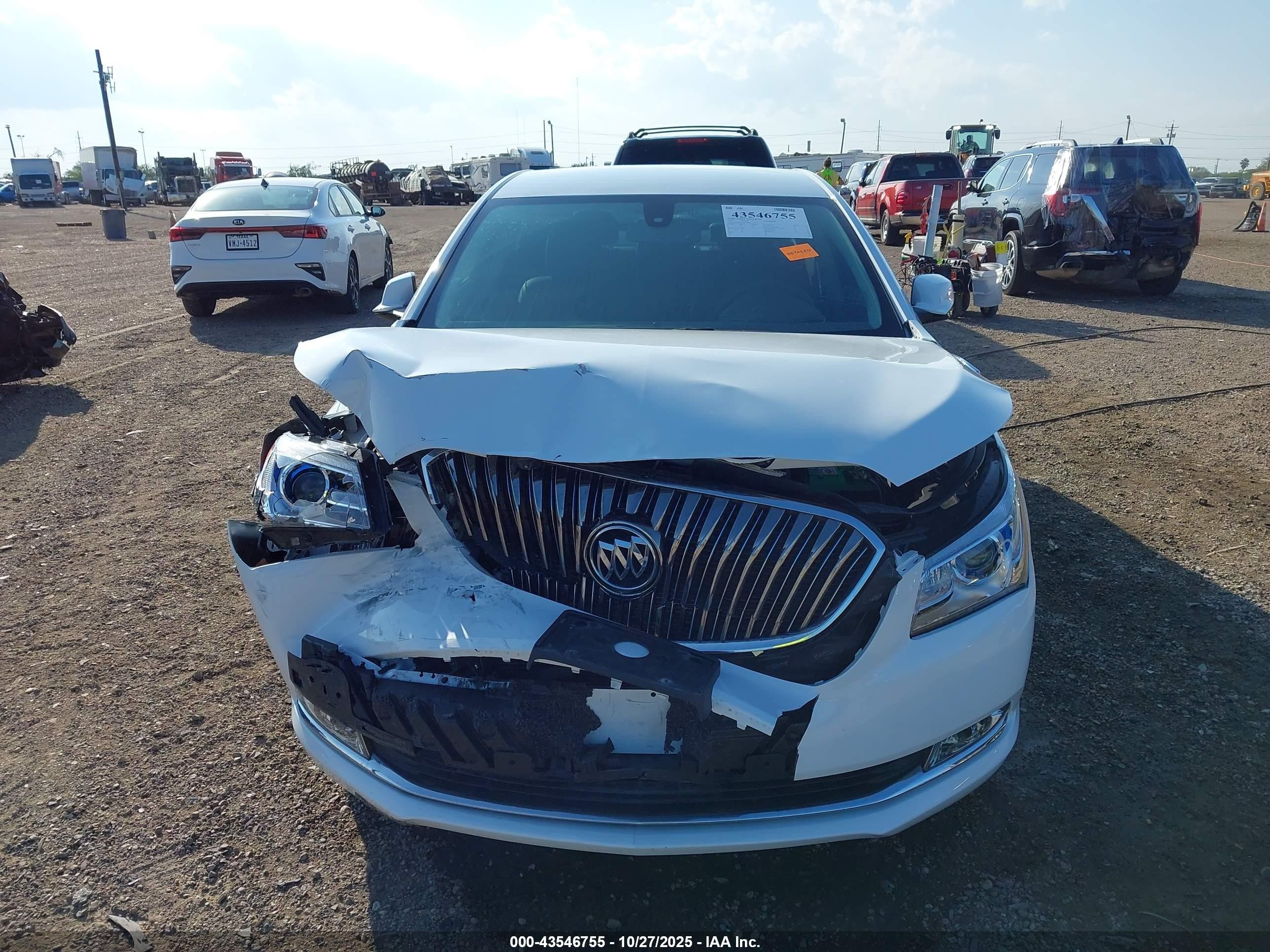 2015 Buick Lacrosse Leather White vin: 1G4GB5G37FF349261
