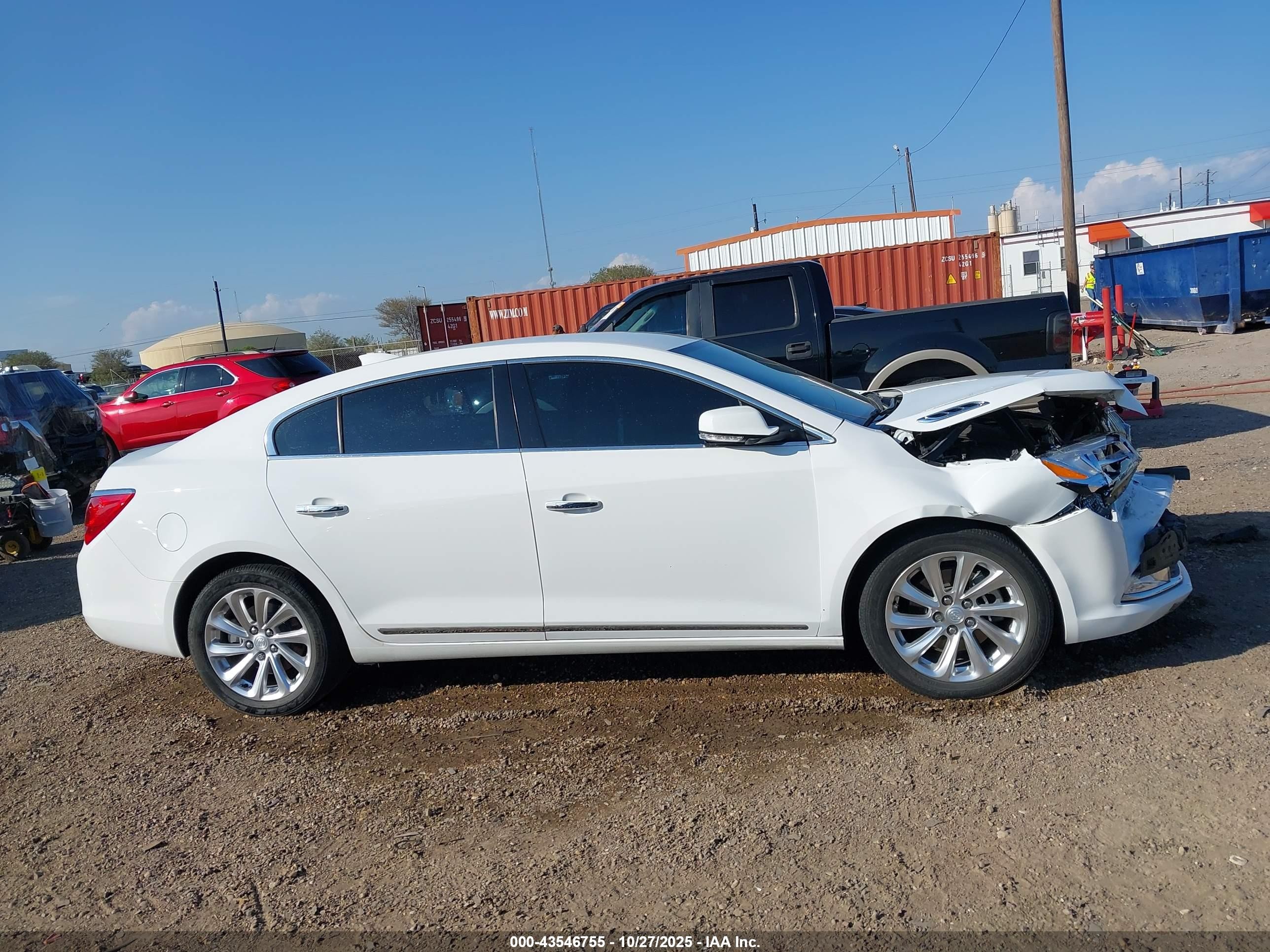 2015 Buick Lacrosse Leather White vin: 1G4GB5G37FF349261