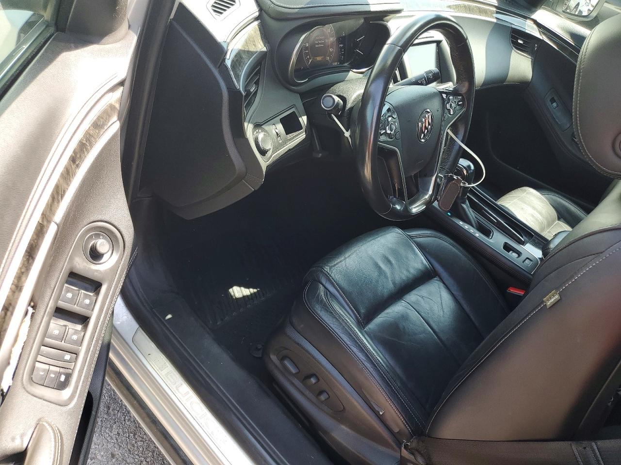 2015 Buick Lacrosse Silver vin: 1G4GB5G38FF306497