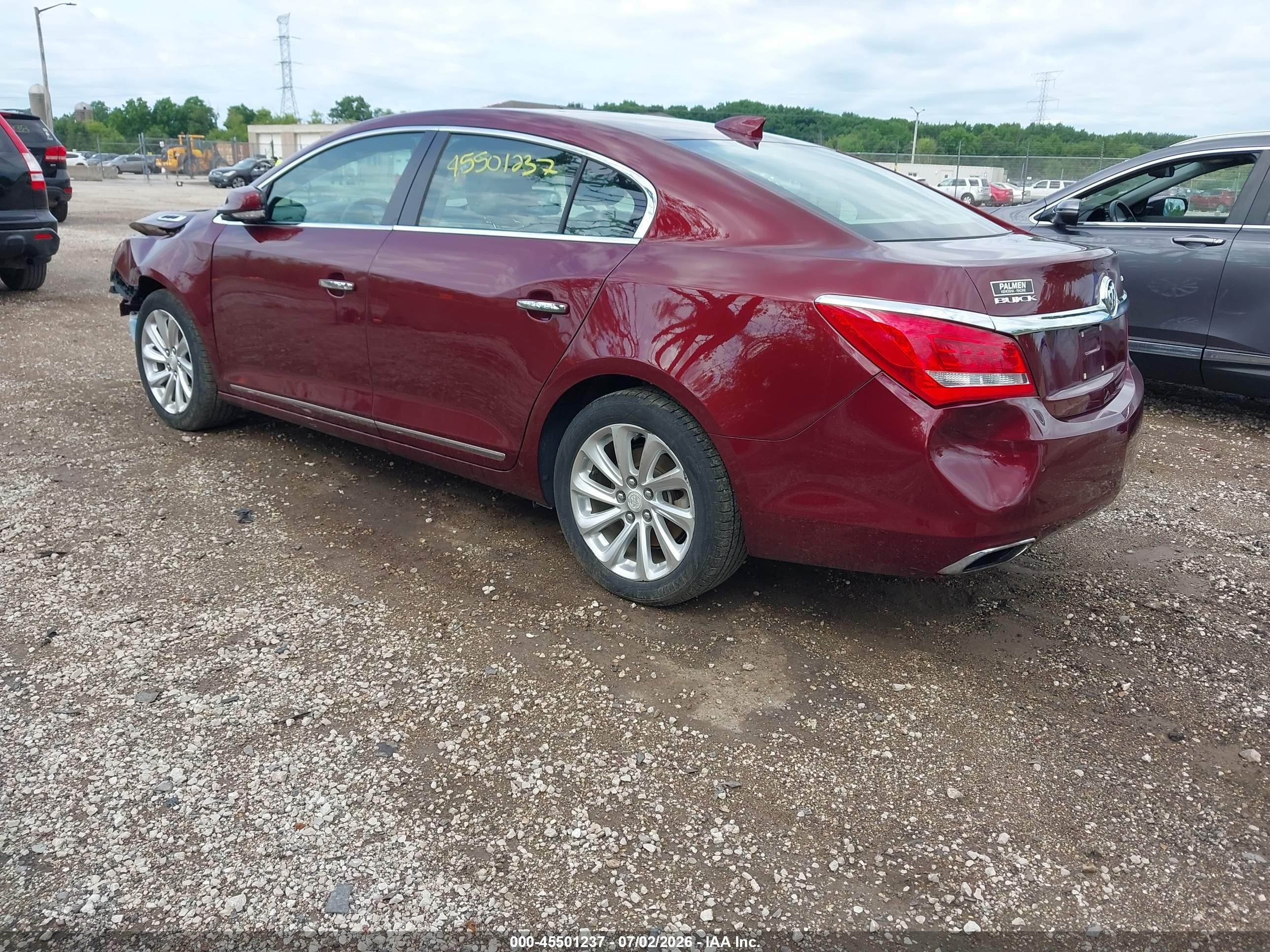 2015 Buick Lacrosse Leather Maroon vin: 1G4GB5G39FF179727