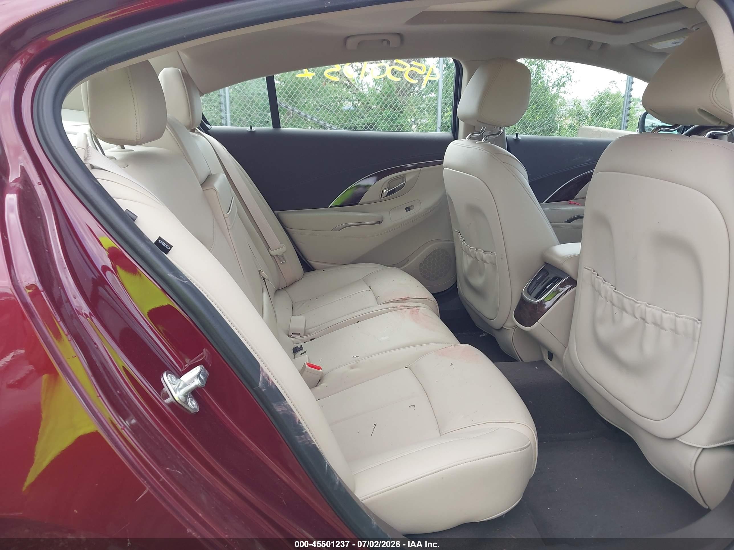 2015 Buick Lacrosse Leather Maroon vin: 1G4GB5G39FF179727
