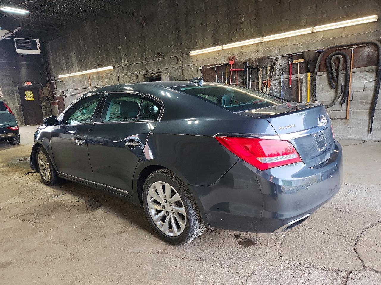 2015 Buick Lacrosse Черный vin: 1G4GB5G39FF250280