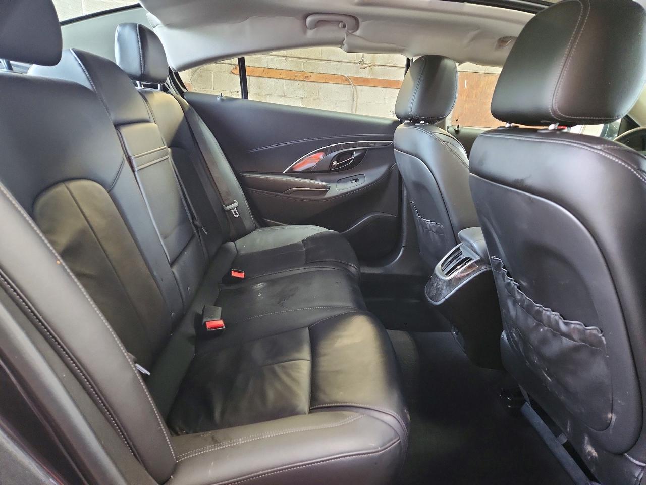 2015 Buick Lacrosse Черный vin: 1G4GB5G39FF250280