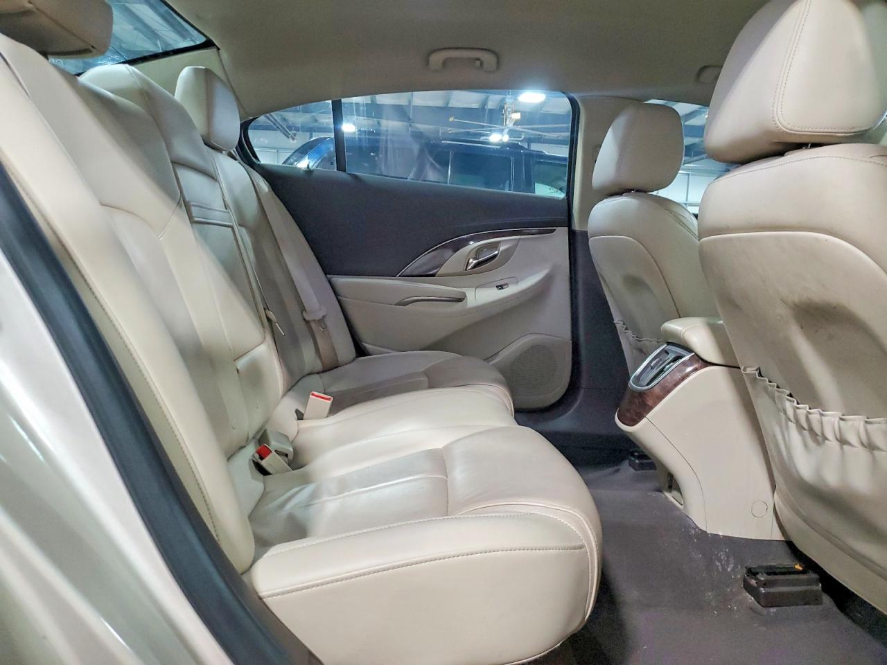 2015 Buick Lacrosse Tan vin: 1G4GB5G3XFF348086