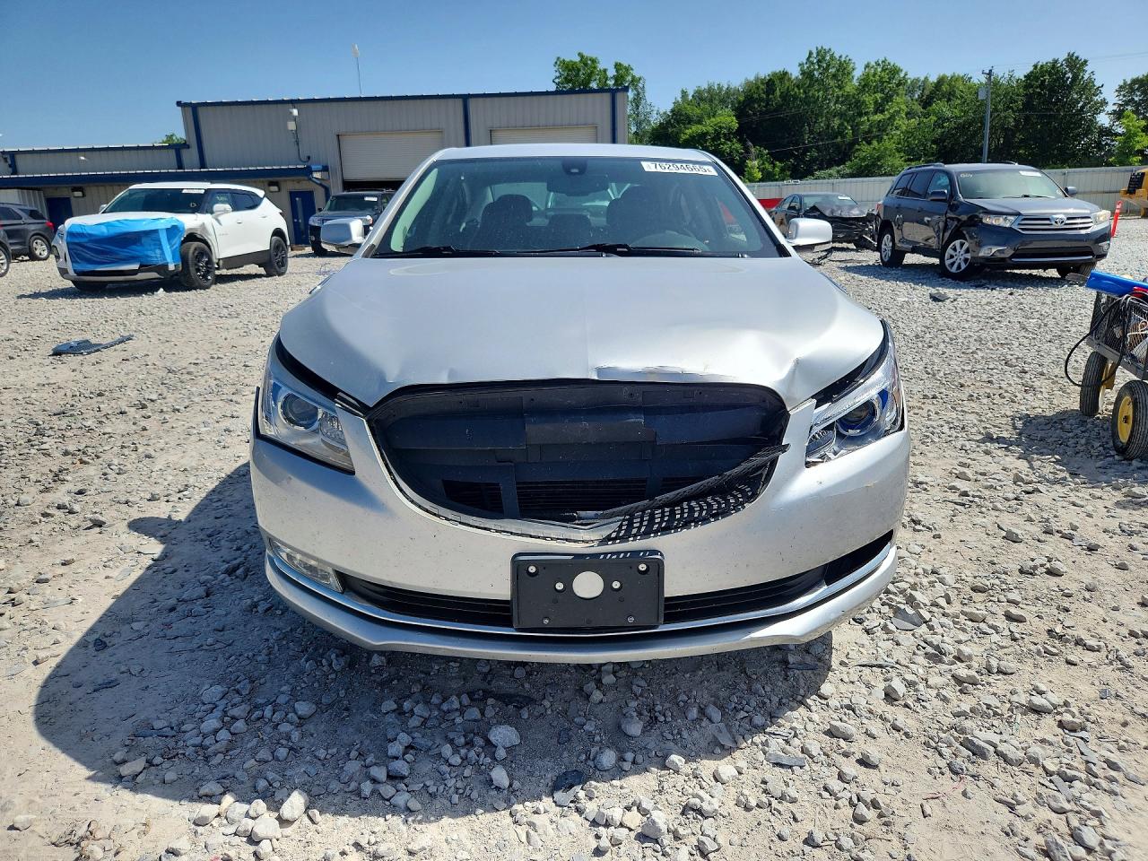 2014 Buick Lacrosse Silver vin: 1G4GB5GR4EF209655