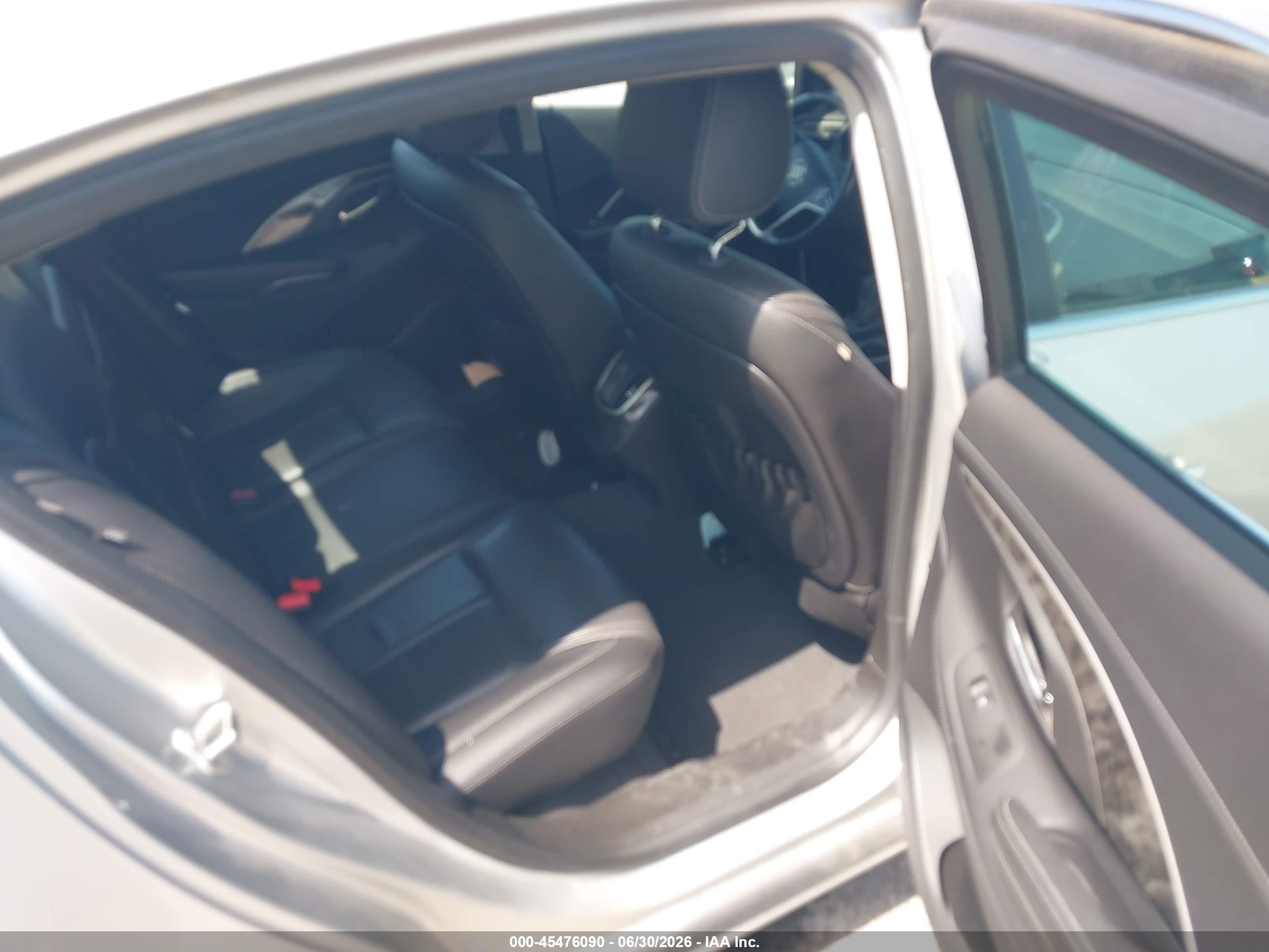 2015 Buick Lacrosse Leather Silver vin: 1G4GB5GR4FF207034