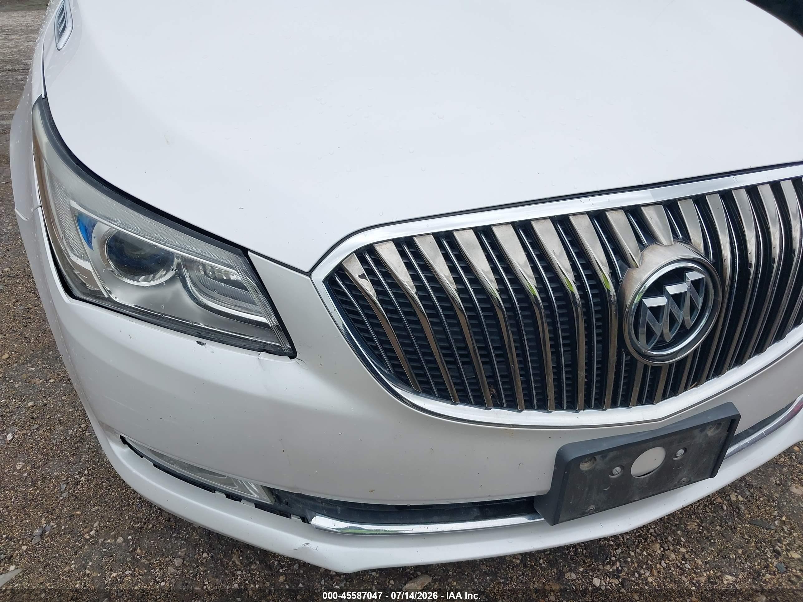 2015 Buick Lacrosse Leather White vin: 1G4GB5GR5FF228765