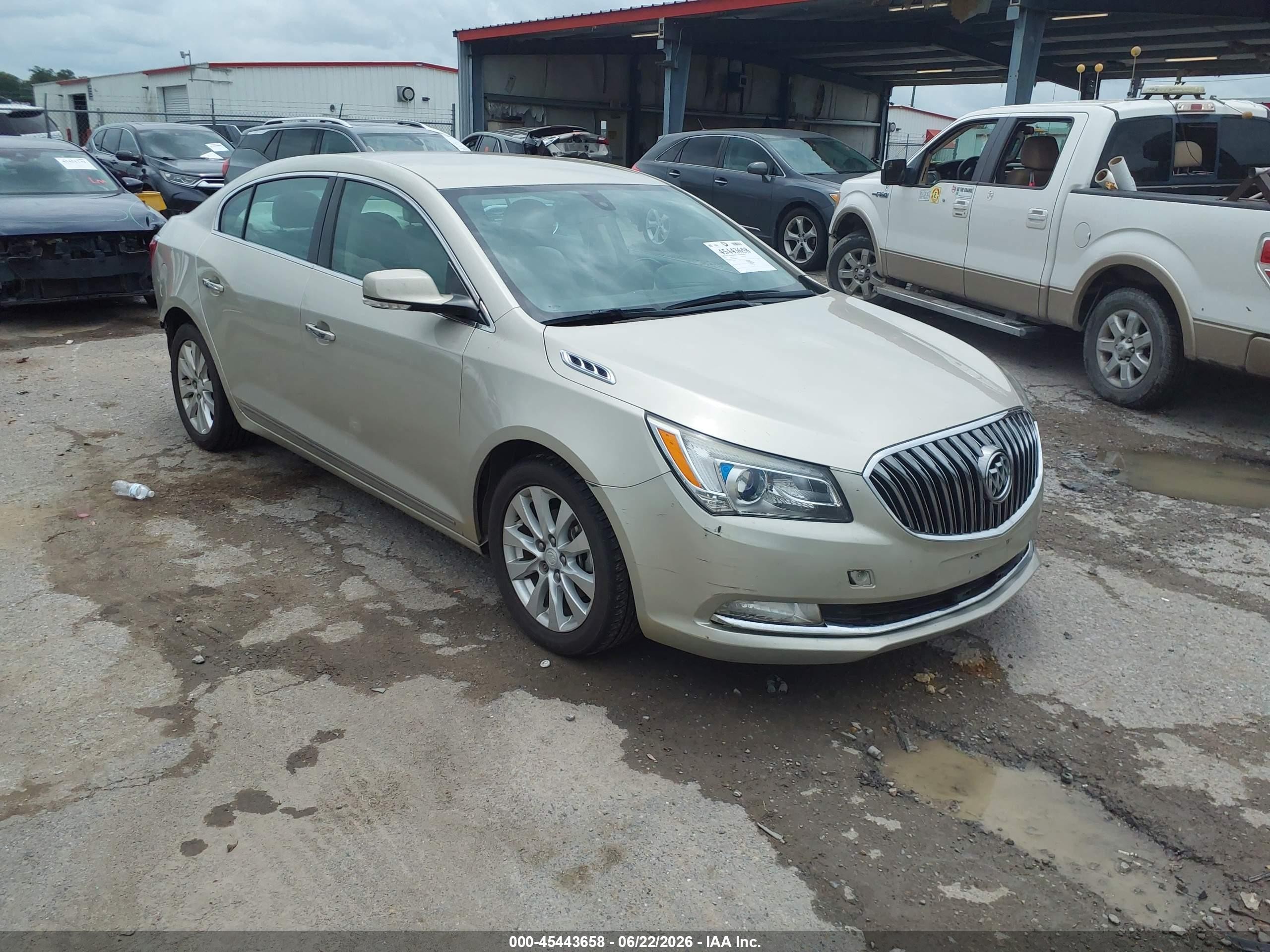 2014 Buick Lacrosse Leather Group Beige vin: 1G4GB5GR7EF106522