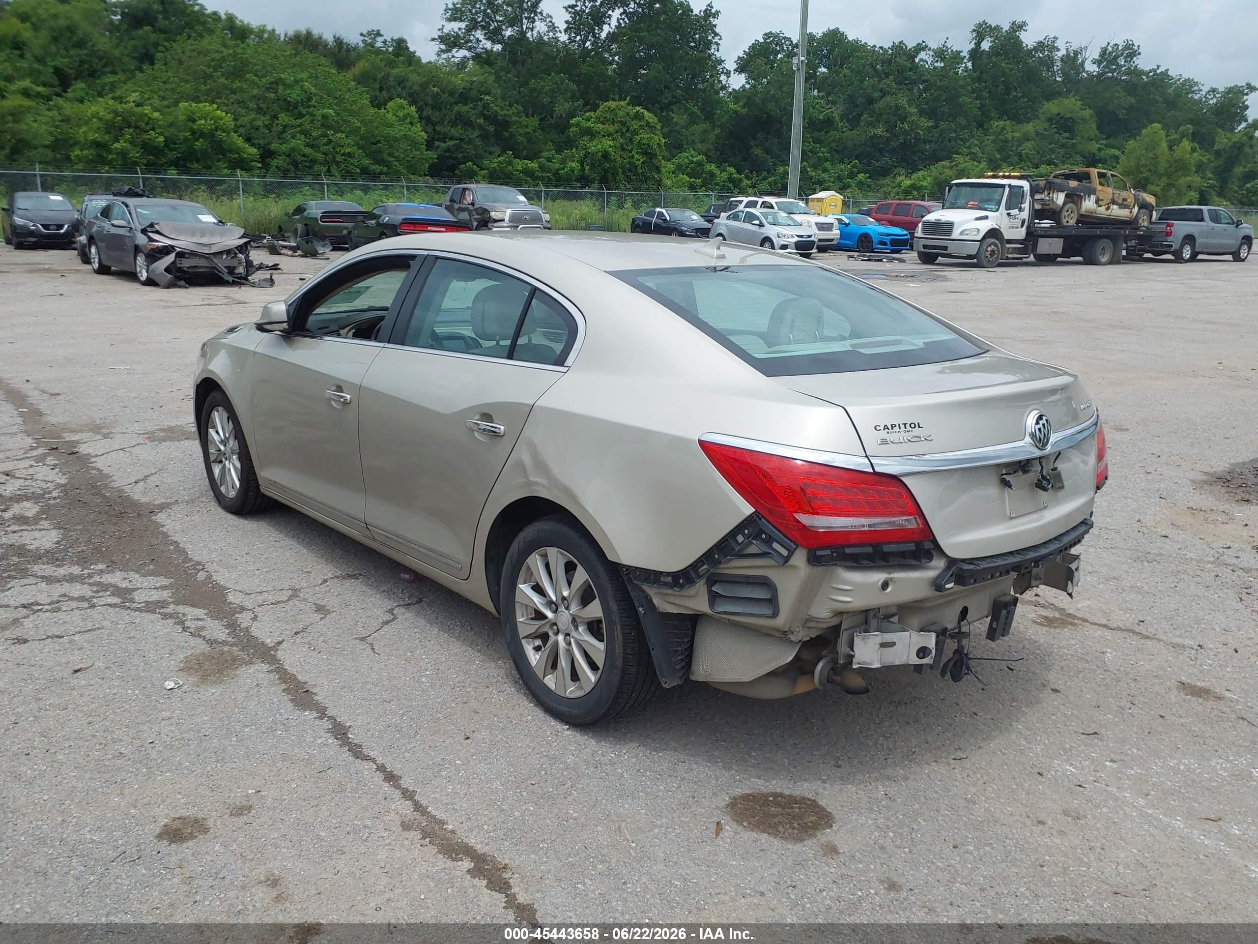 2014 Buick Lacrosse Leather Group Beige vin: 1G4GB5GR7EF106522