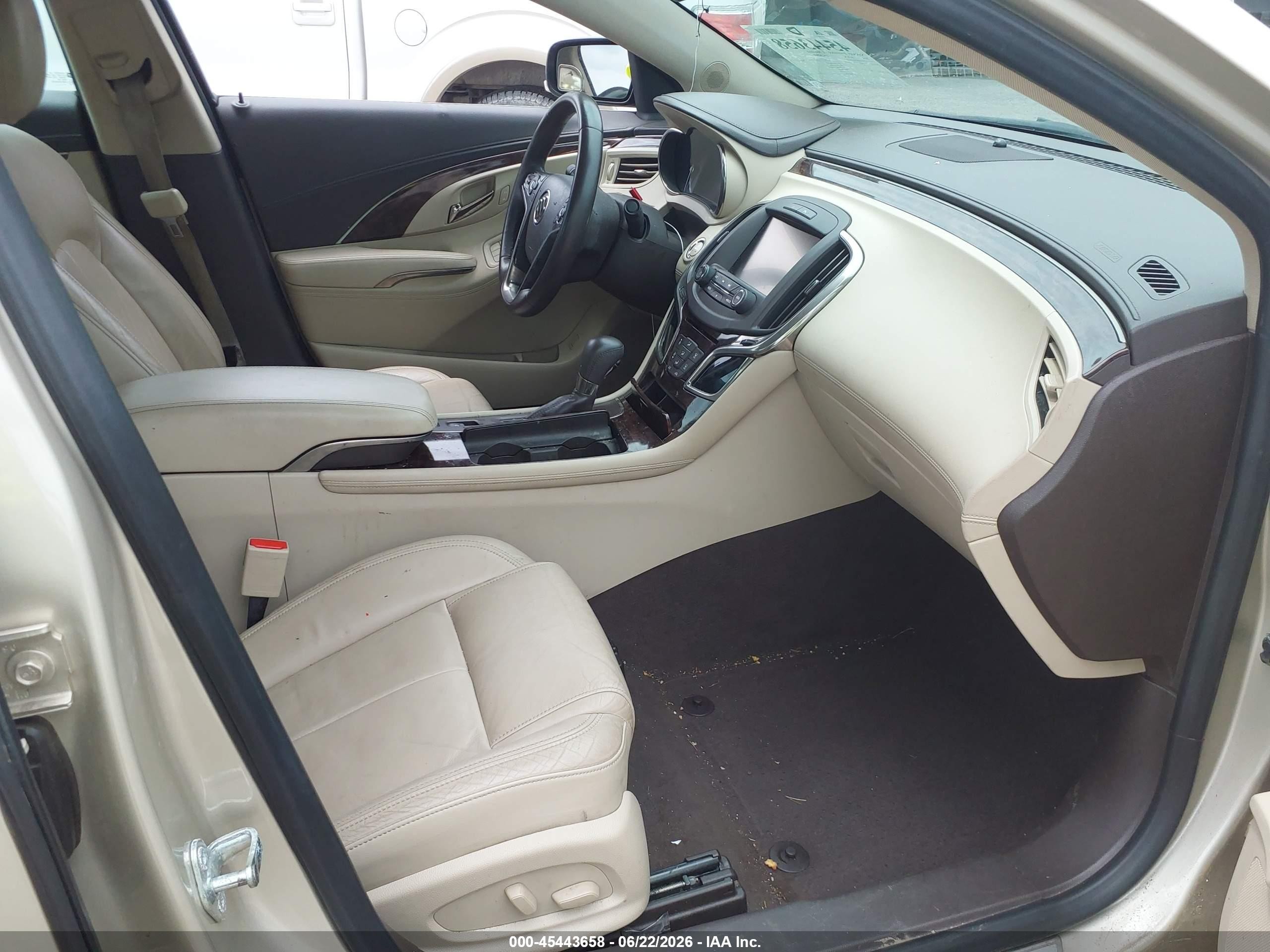 2014 Buick Lacrosse Leather Group Beige vin: 1G4GB5GR7EF106522