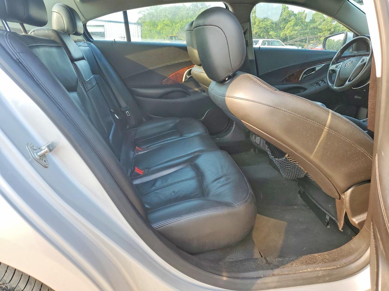 2012 Buick Lacrosse Silver vin: 1G4GC5E30CF244198
