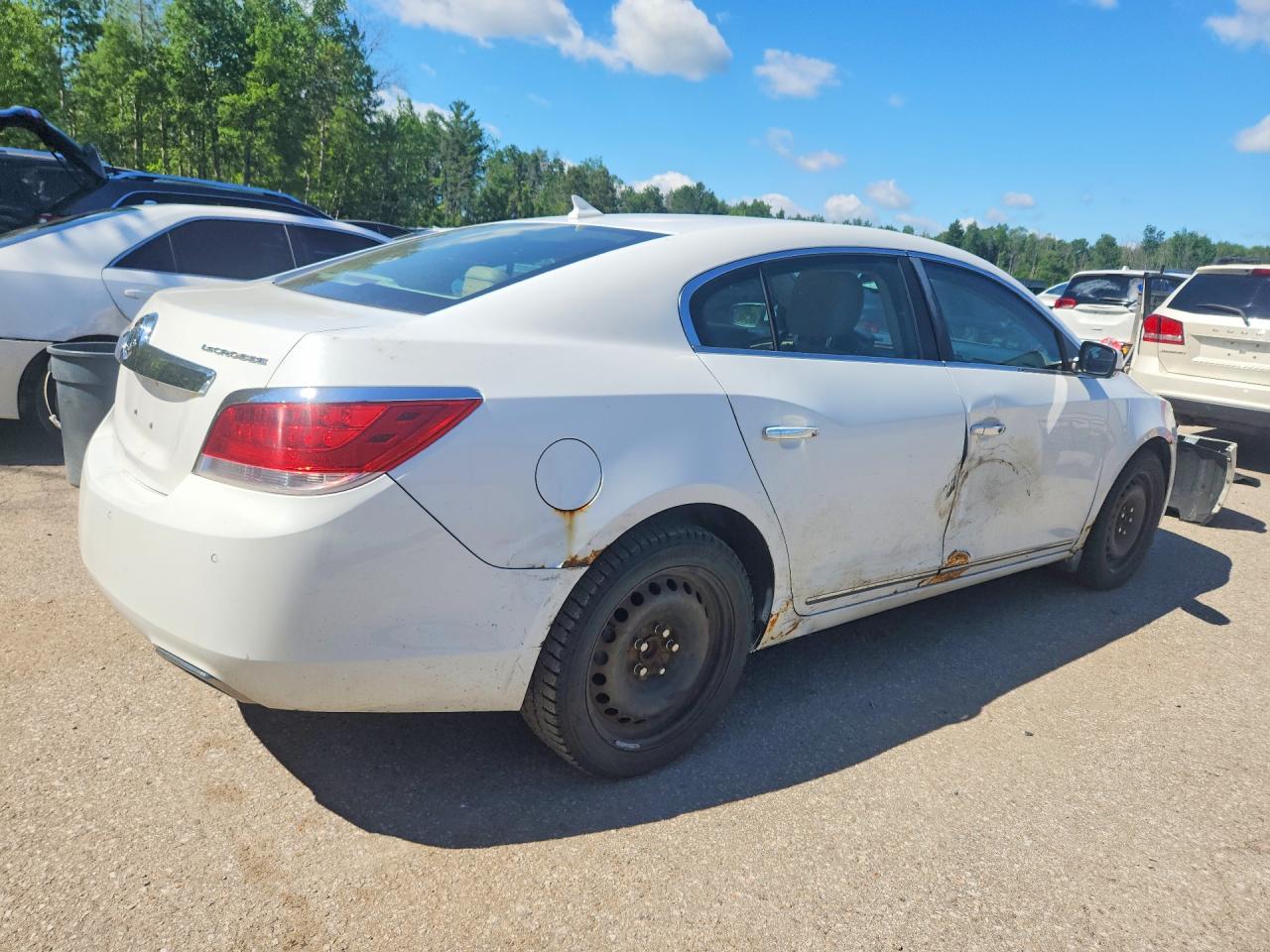 2013 Buick Lacrosse White vin: 1G4GC5E30DF142160