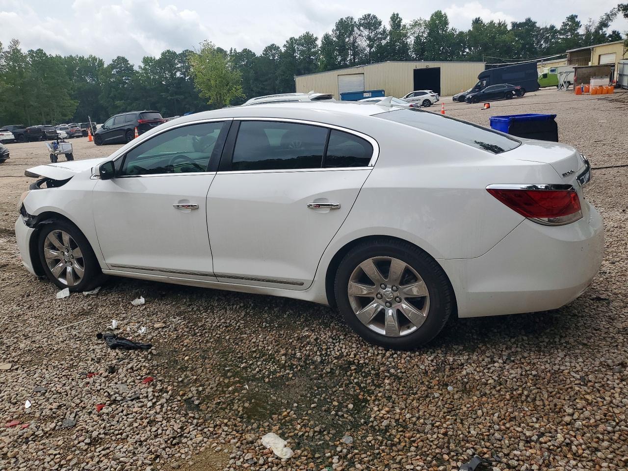 2013 Buick Lacrosse White vin: 1G4GC5E30DF282905