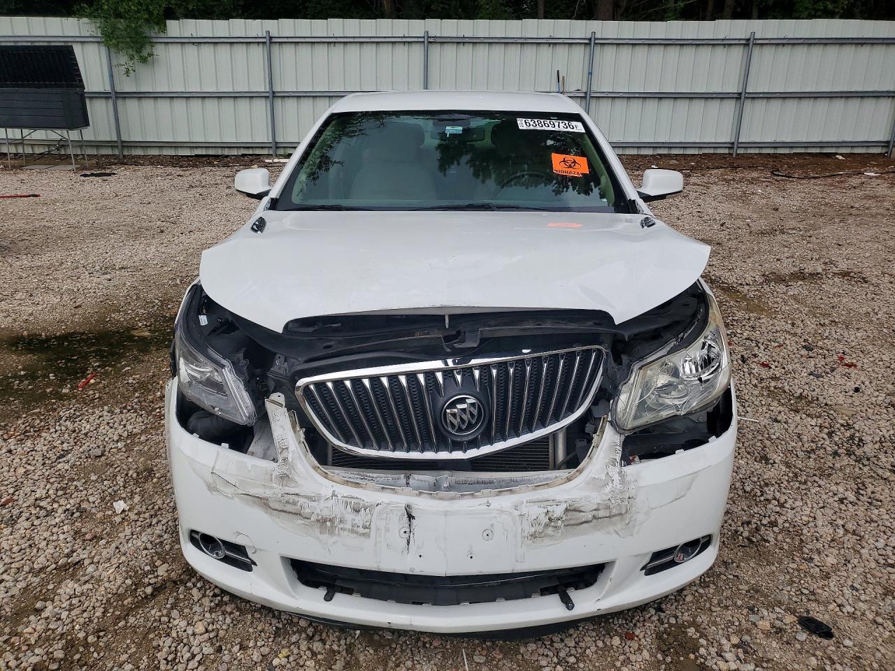 2013 Buick Lacrosse White vin: 1G4GC5E30DF282905