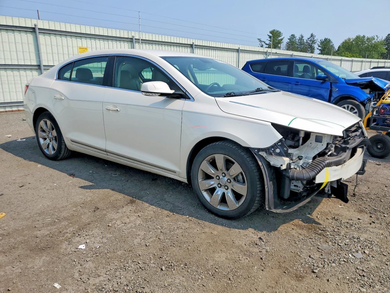 2013 Buick Lacrosse White vin: 1G4GC5E31DF185079