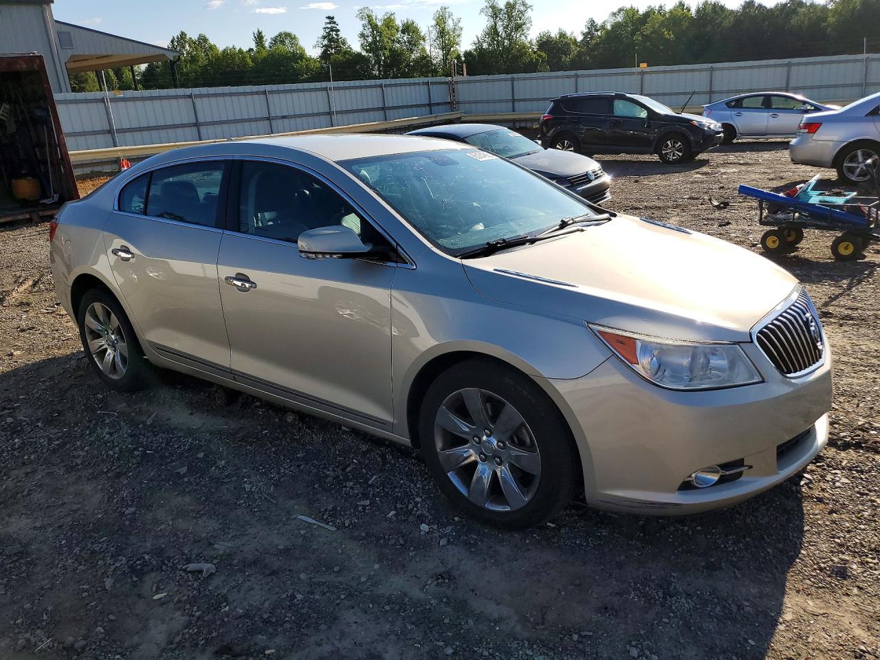 2013 Buick Lacrosse Beige vin: 1G4GC5E31DF185809