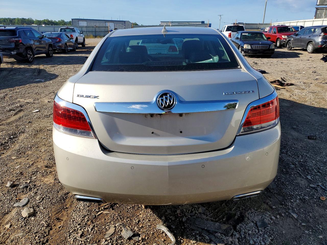 2013 Buick Lacrosse Beige vin: 1G4GC5E31DF185809