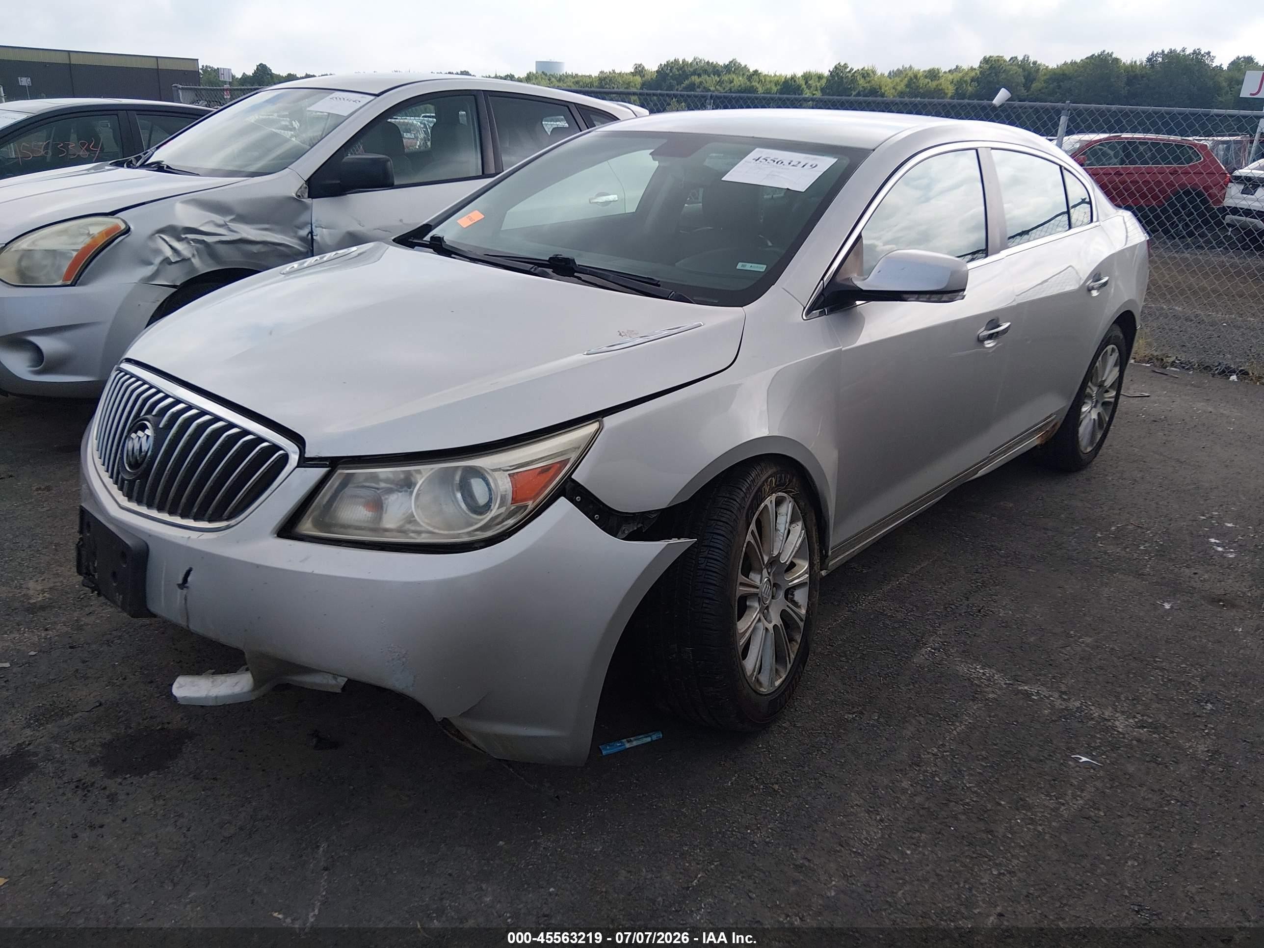 2013 Buick Lacrosse Leather Group Silver vin: 1G4GC5E31DF188497