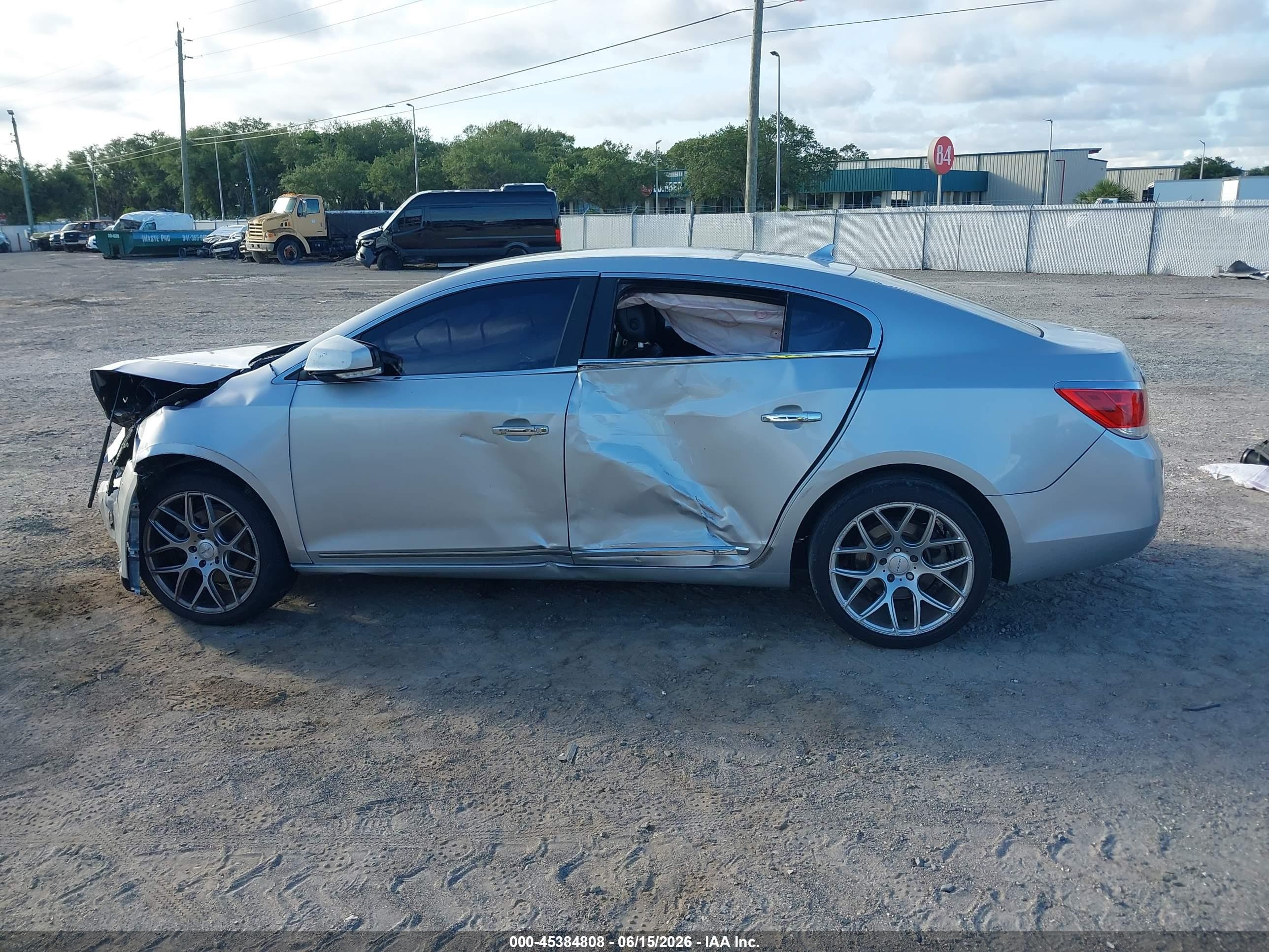 2013 Buick Lacrosse Leather Group Silver vin: 1G4GC5E31DF200776