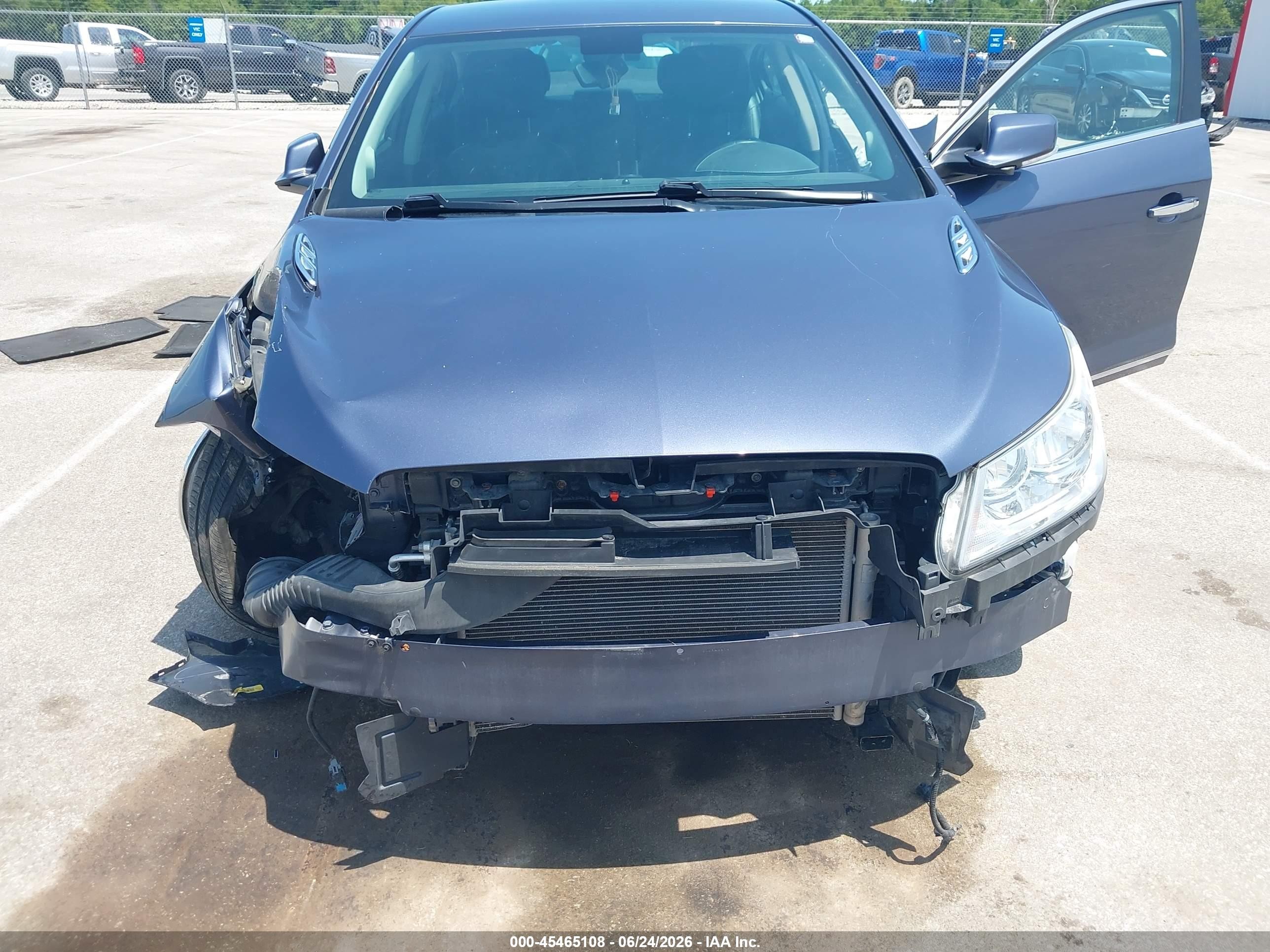 2013 Buick Lacrosse Leather Group Blue vin: 1G4GC5E31DF240534