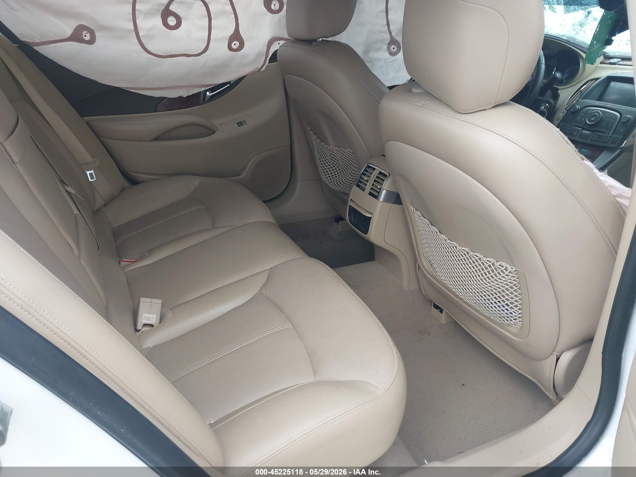 2013 Buick Lacrosse Leather Group White vin: 1G4GC5E31DF335577