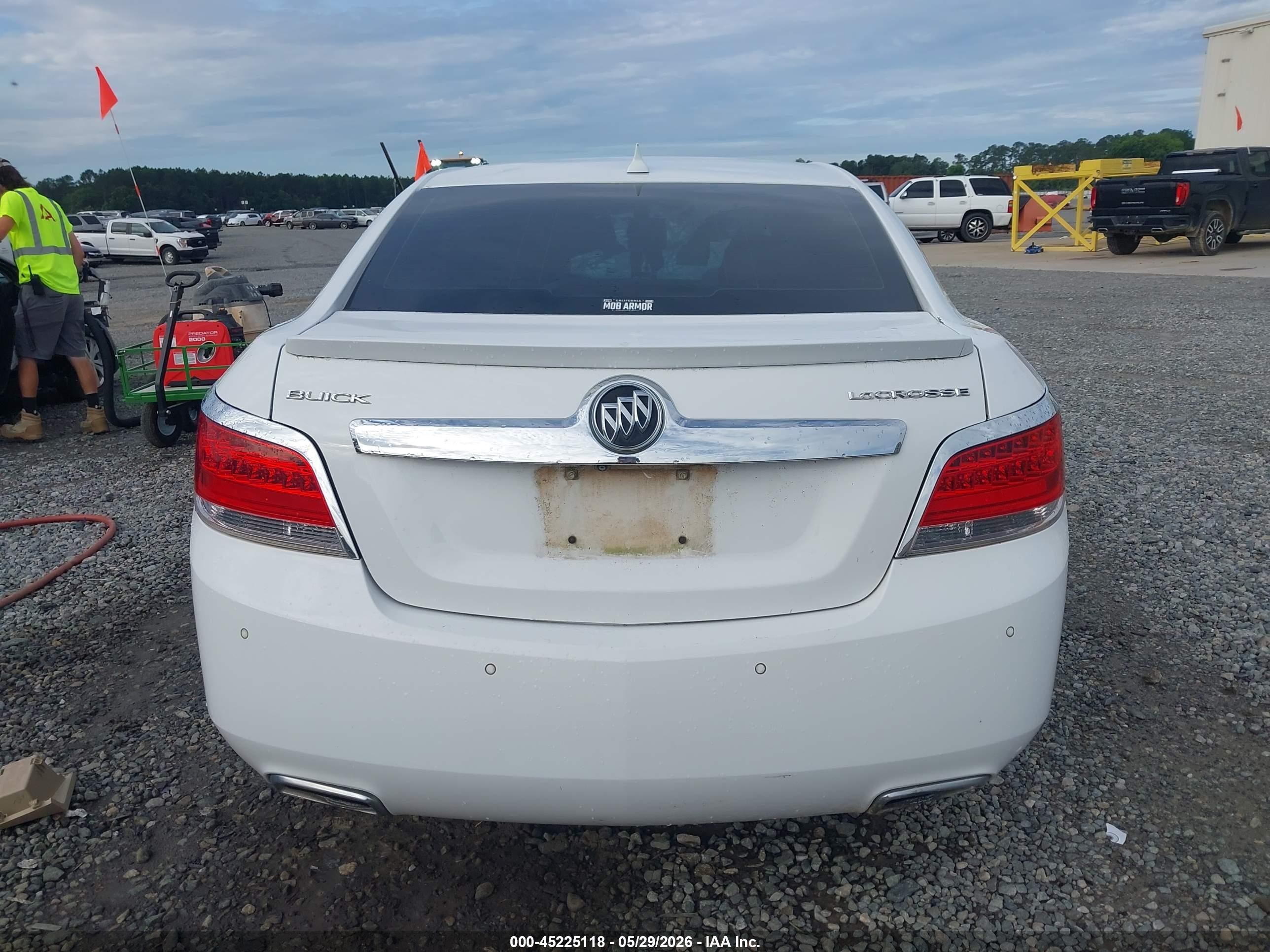 2013 Buick Lacrosse Leather Group White vin: 1G4GC5E31DF335577