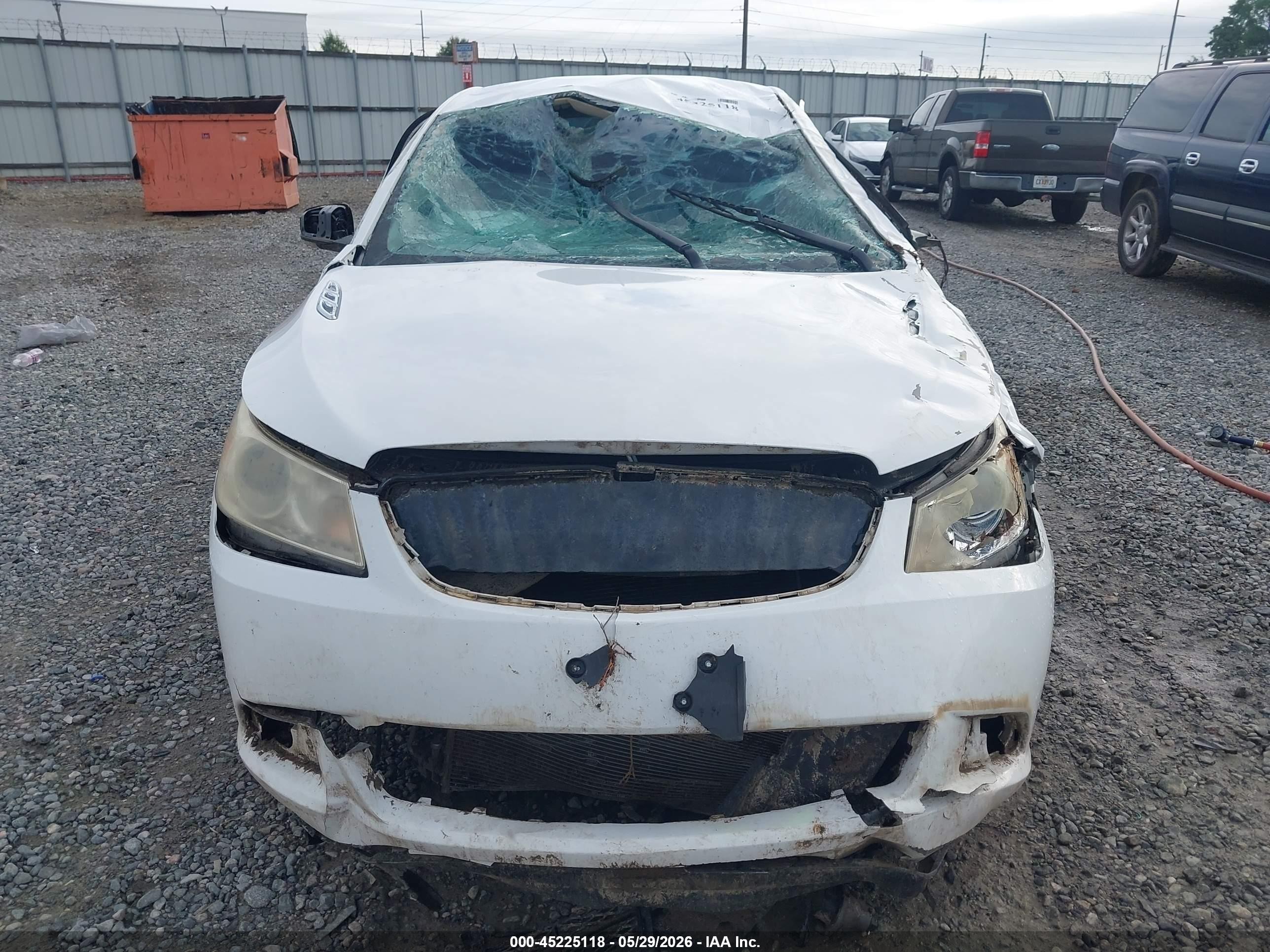 2013 Buick Lacrosse Leather Group White vin: 1G4GC5E31DF335577