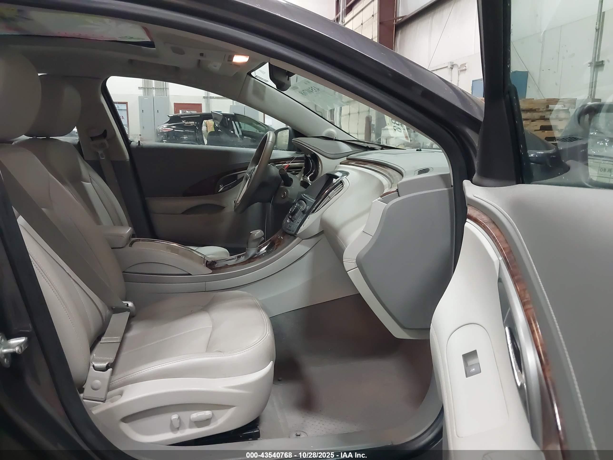 2013 Buick Lacrosse Leather Group Gray vin: 1G4GC5E32DF311191
