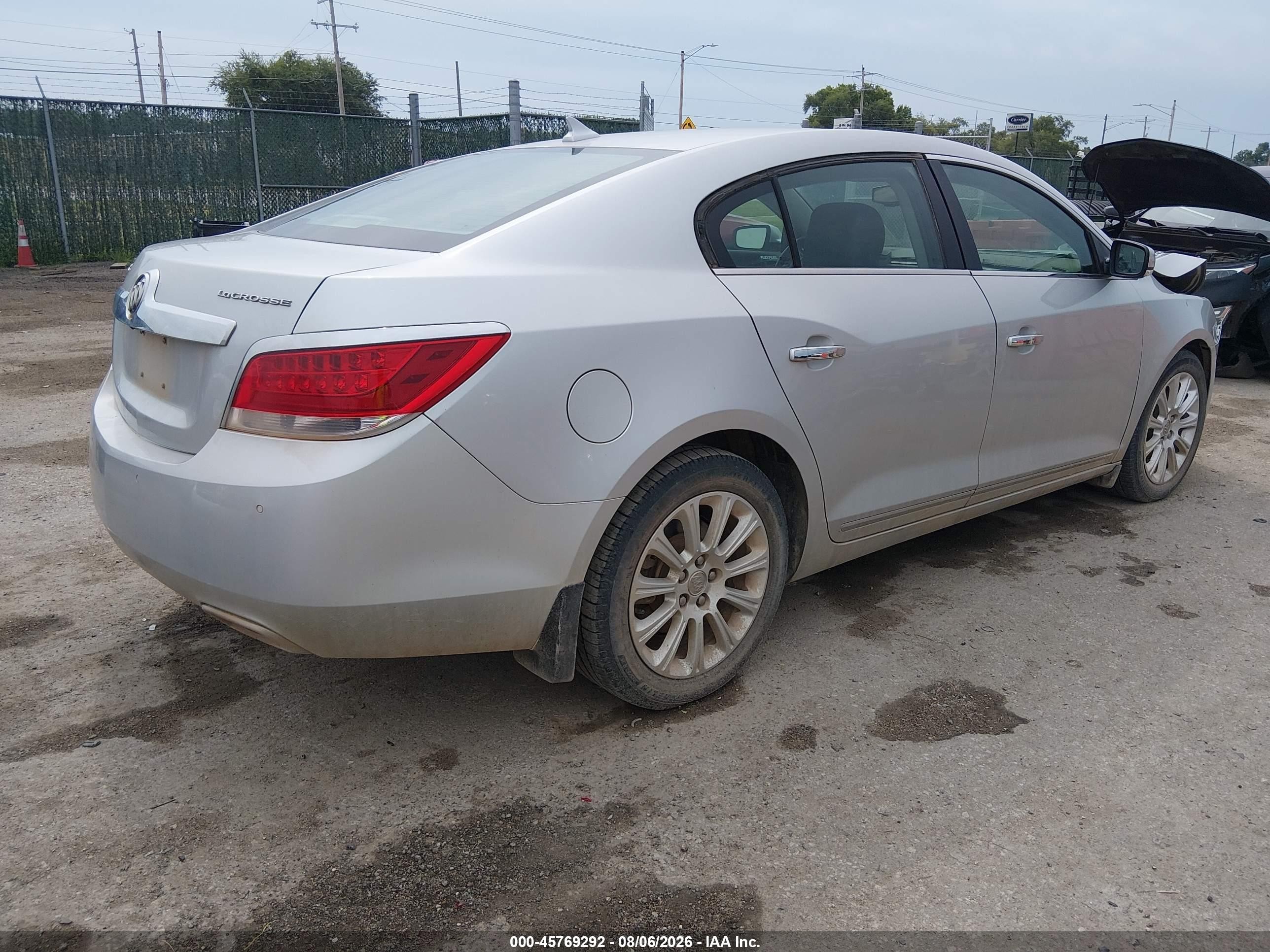 2013 Buick Lacrosse Leather Group Silver vin: 1G4GC5E33DF238591