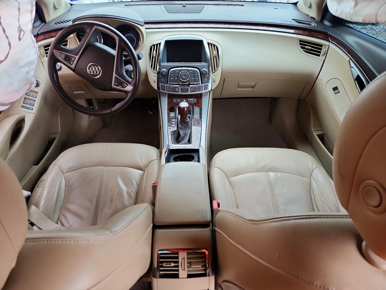 2013 Buick Lacrosse Beige vin: 1G4GC5E33DF263880