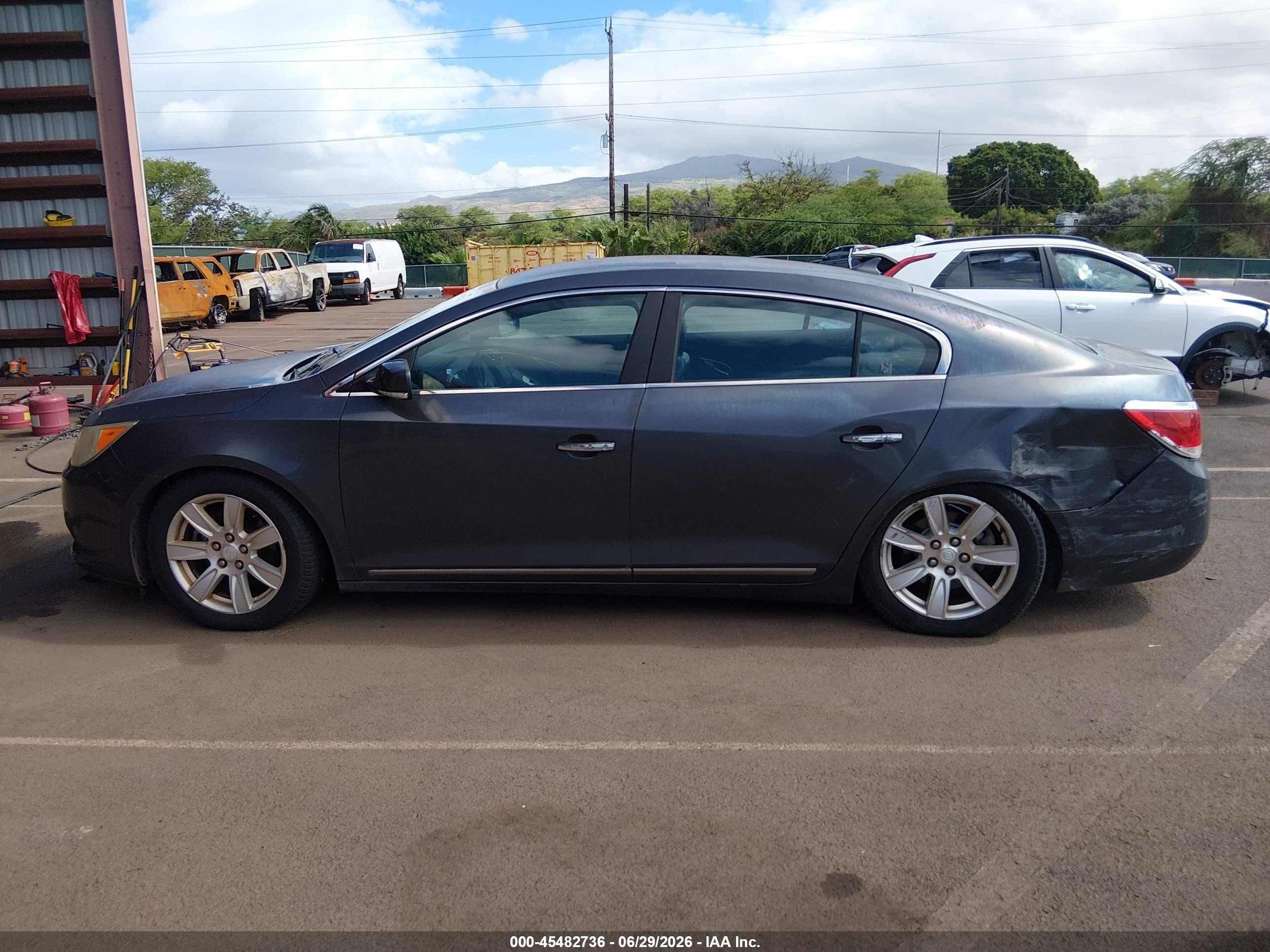 2013 Buick Lacrosse Leather Group Dark Blue vin: 1G4GC5E34DF175355