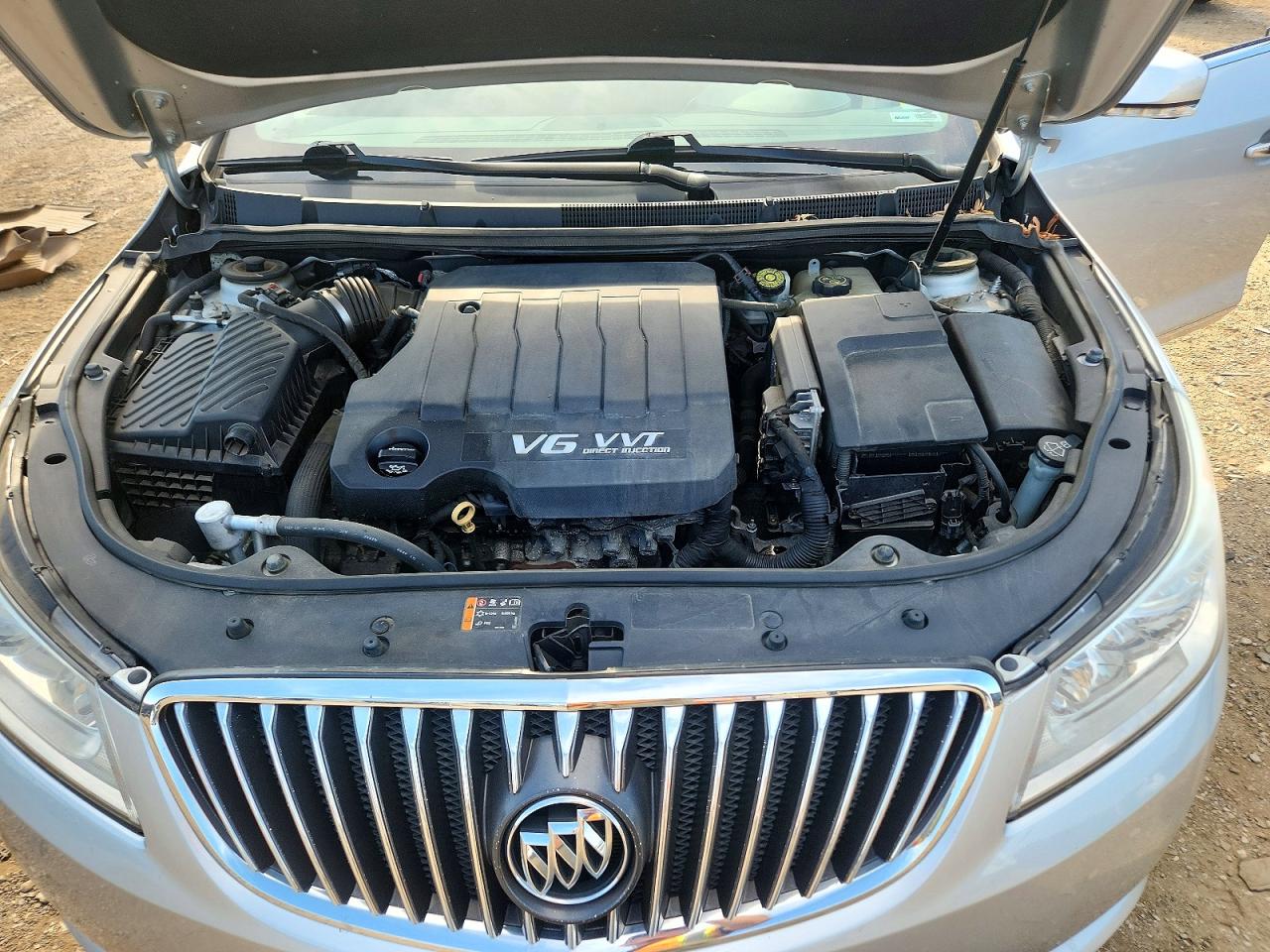 2013 Buick Lacrosse Серебряный vin: 1G4GC5E34DF219743