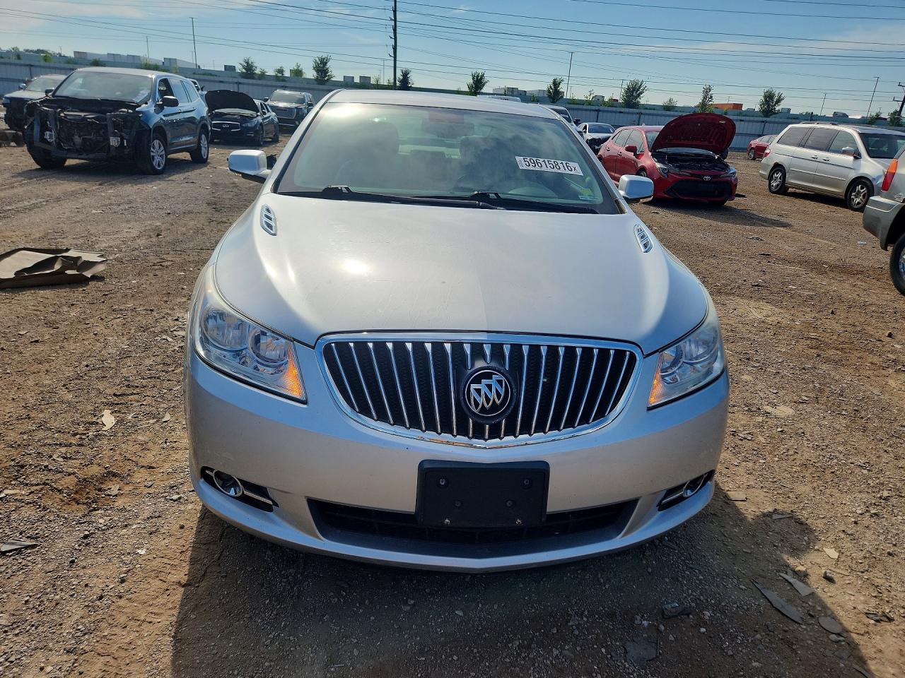 2013 Buick Lacrosse Серебряный vin: 1G4GC5E34DF219743