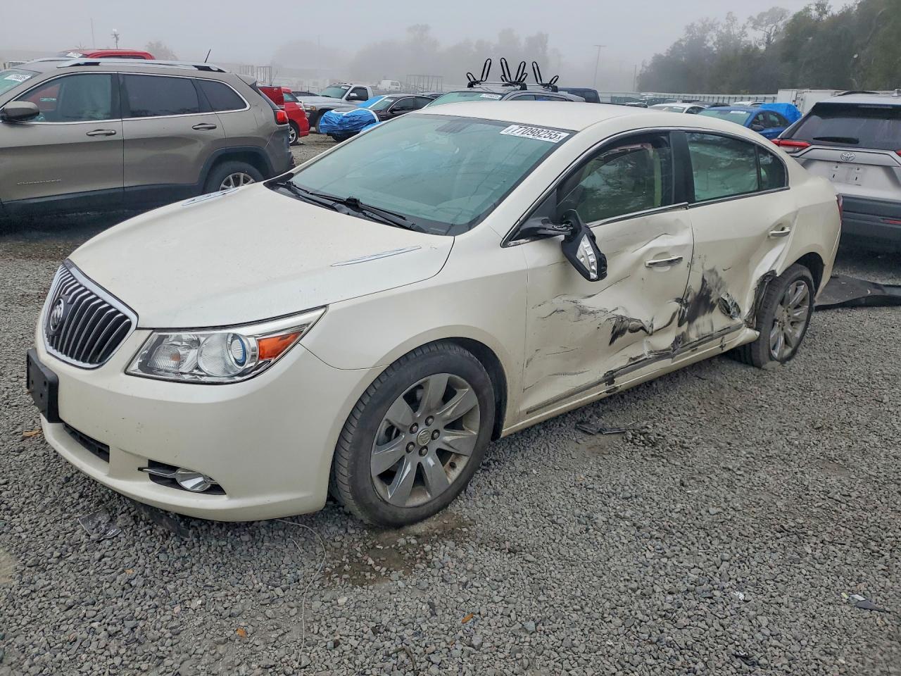 2013 Buick Lacrosse White vin: 1G4GC5E34DF247090