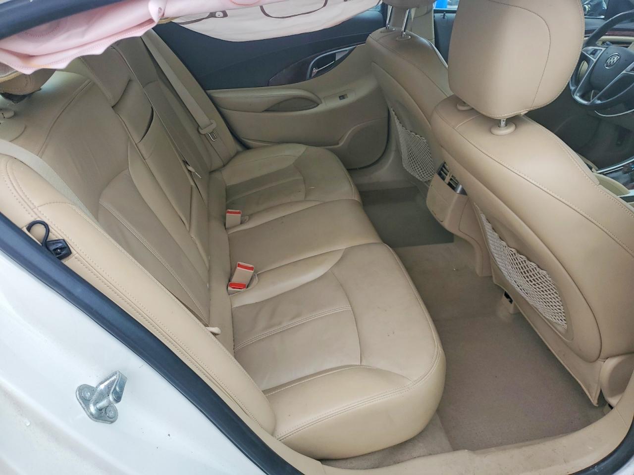 2013 Buick Lacrosse White vin: 1G4GC5E34DF247090