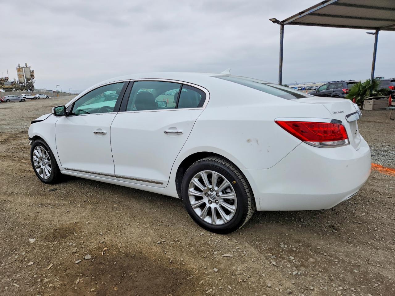 2013 Buick Lacrosse White vin: 1G4GC5E35DF193038