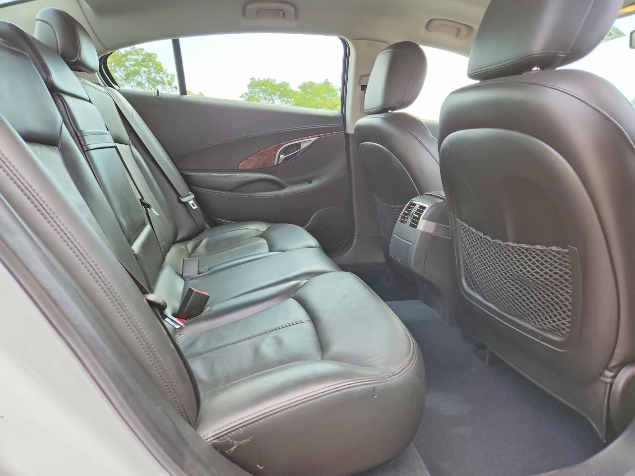 2013 Buick Lacrosse White vin: 1G4GC5E35DF193038